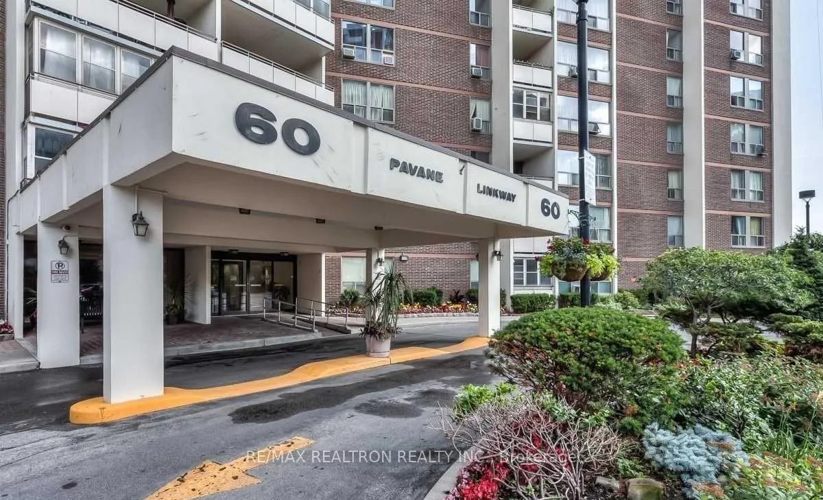 Photo 3 of Unit 1702, 60 Pavane Linkway, Toronto, Flemingdon Park — HOMEH