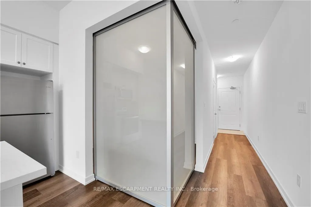 Photo 7 of Unit 122, 460 Dundas Street E, Hamilton, Waterdown — HOMEH