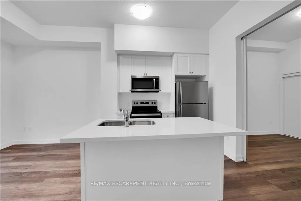 Photo 13 of Unit 122, 460 Dundas Street E, Hamilton, Waterdown — HOMEH