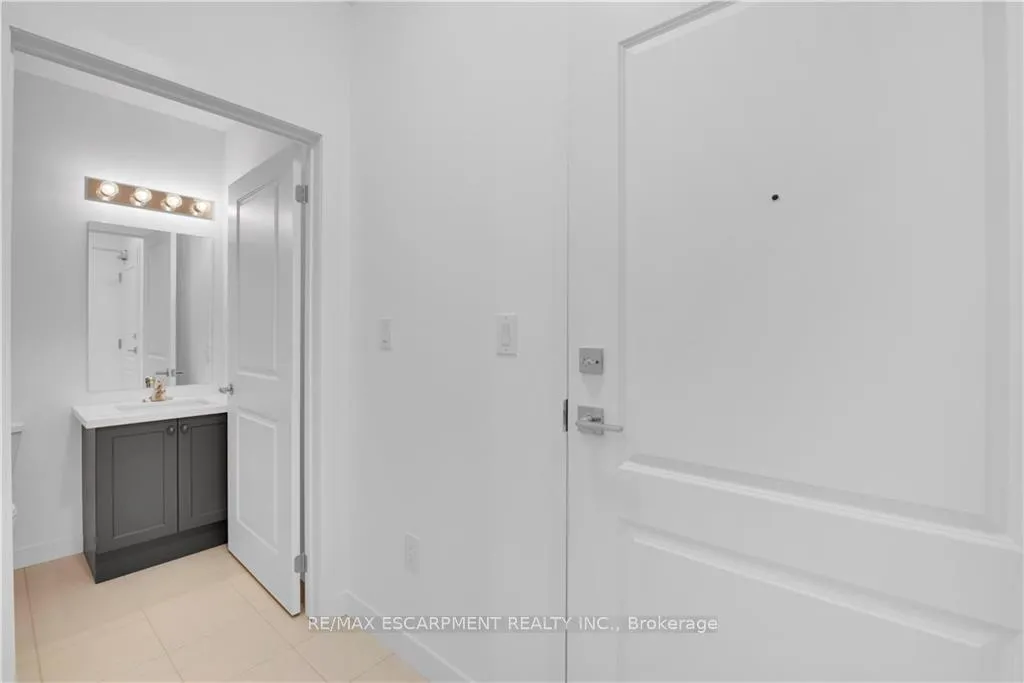 Photo 19 of Unit 122, 460 Dundas Street E, Hamilton, Waterdown — HOMEH