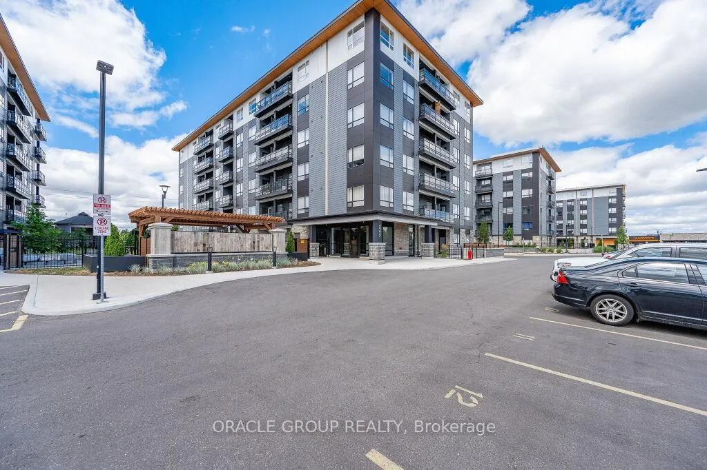 Photo 2 of Unit 614, 247 Northfield Drive E, Waterloo, Colonial Acres — HOMEH