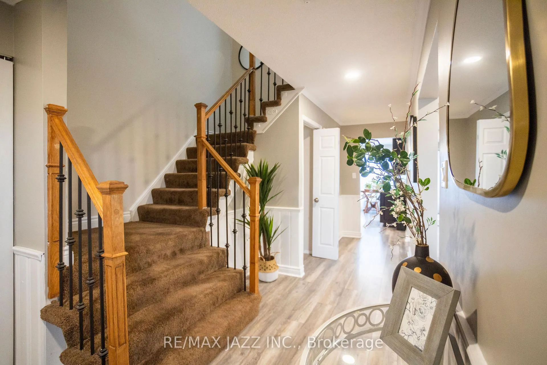 Photo 4 of 121 Reed Drive, Ajax, Central — HOMEH
