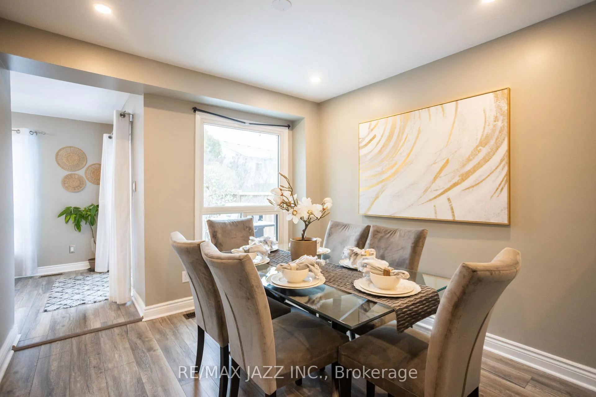 Photo 9 of 121 Reed Drive, Ajax, Central — HOMEH