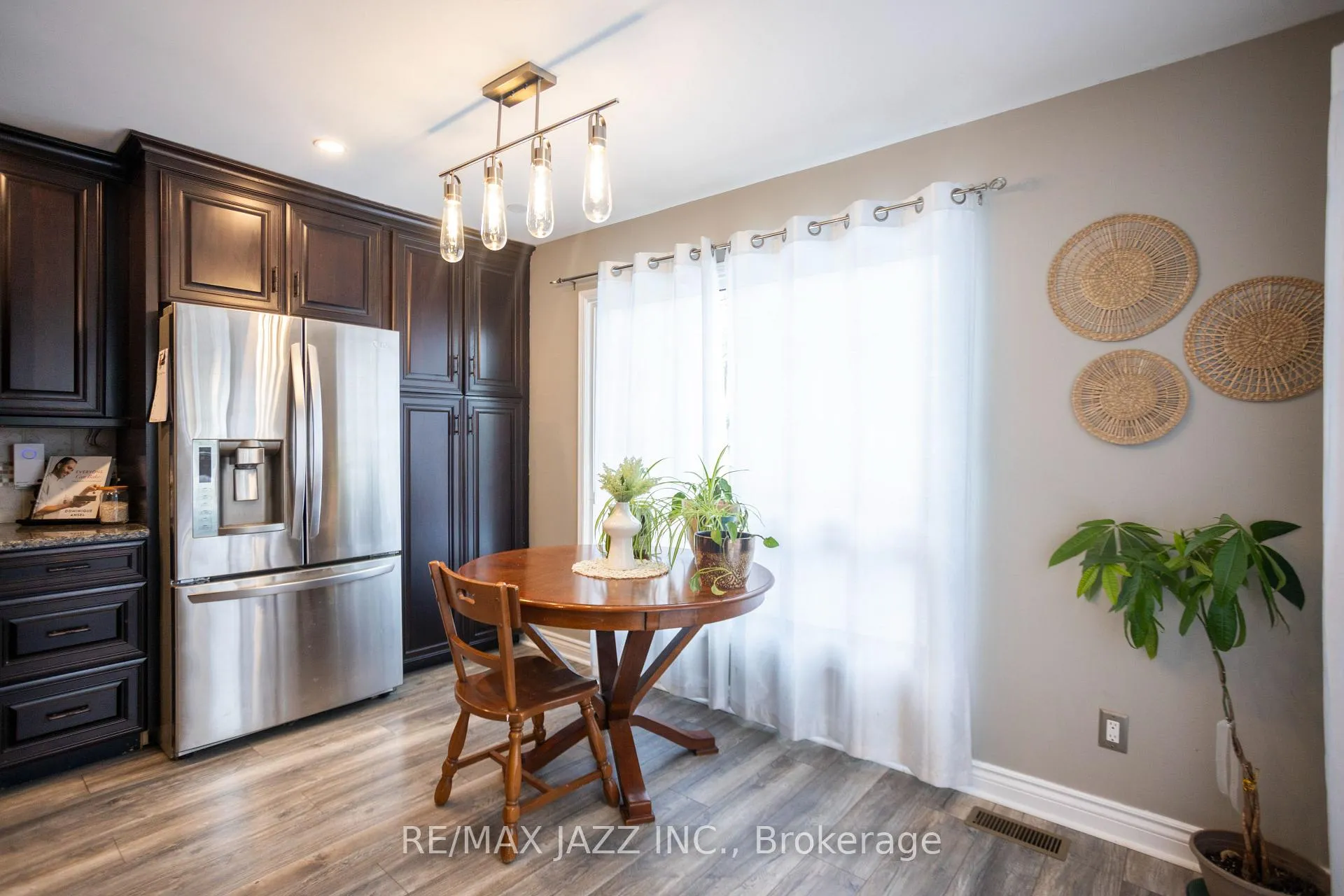 Photo 10 of 121 Reed Drive, Ajax, Central — HOMEH