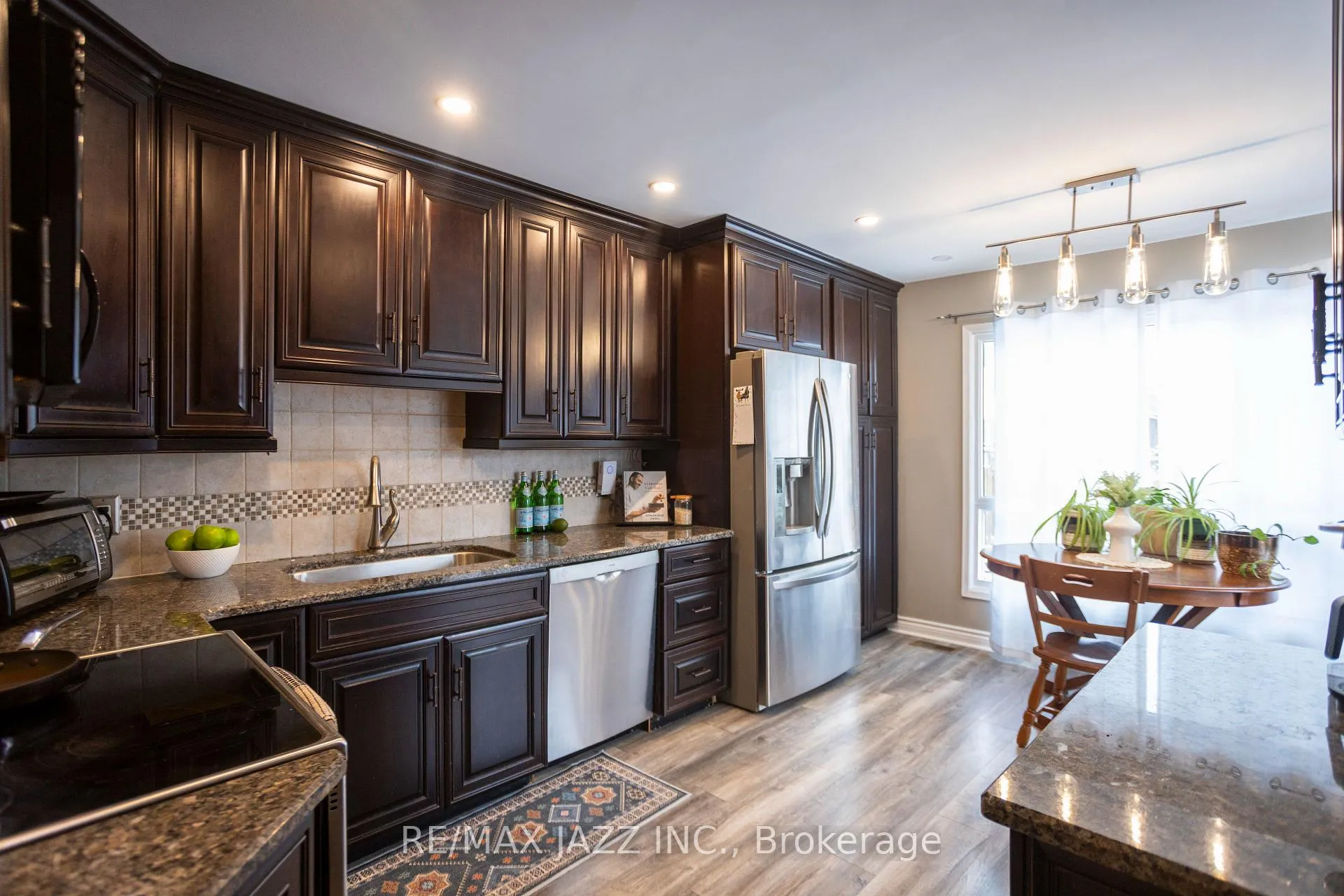 Photo 14 of 121 Reed Drive, Ajax, Central — HOMEH