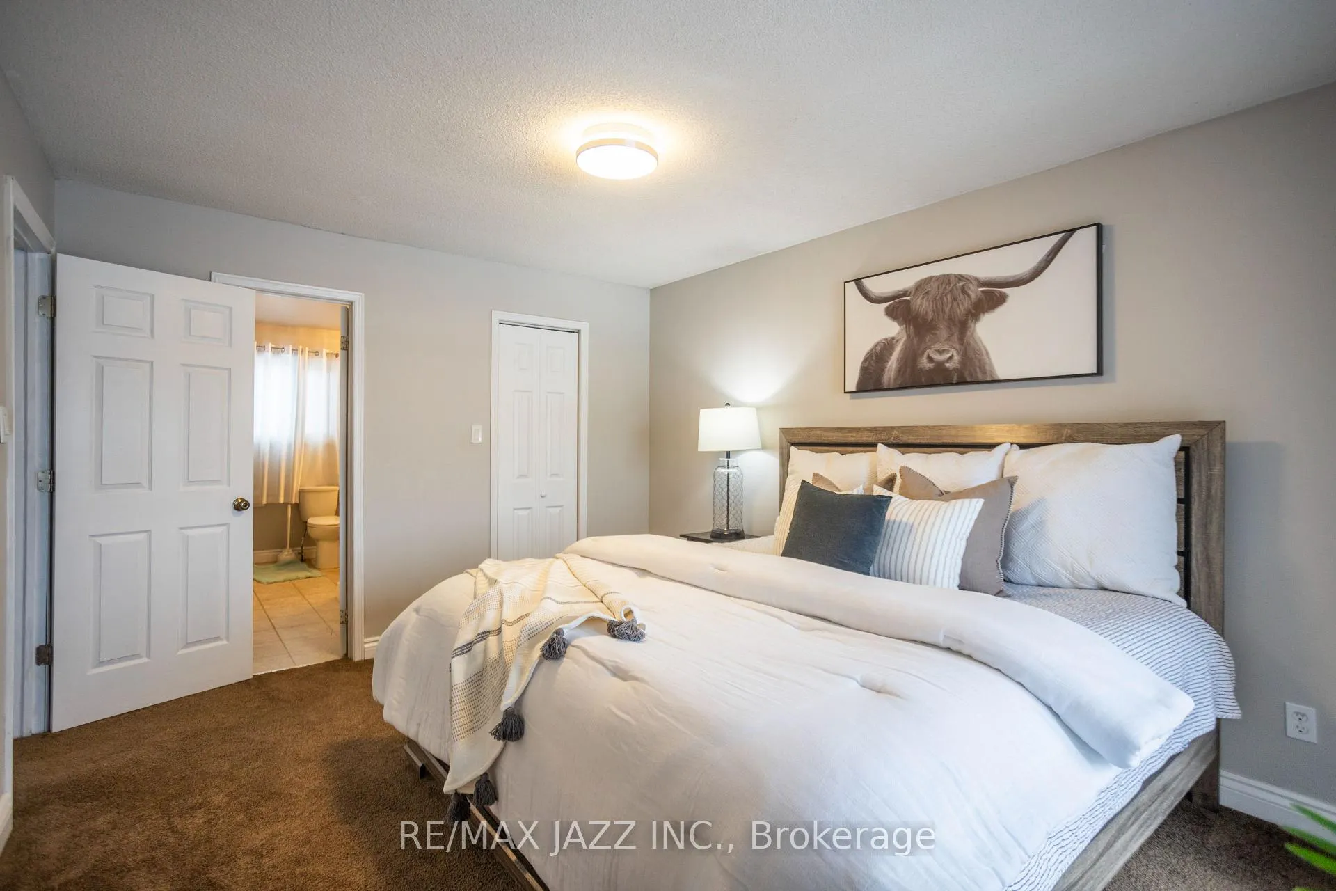 Photo 18 of 121 Reed Drive, Ajax, Central — HOMEH
