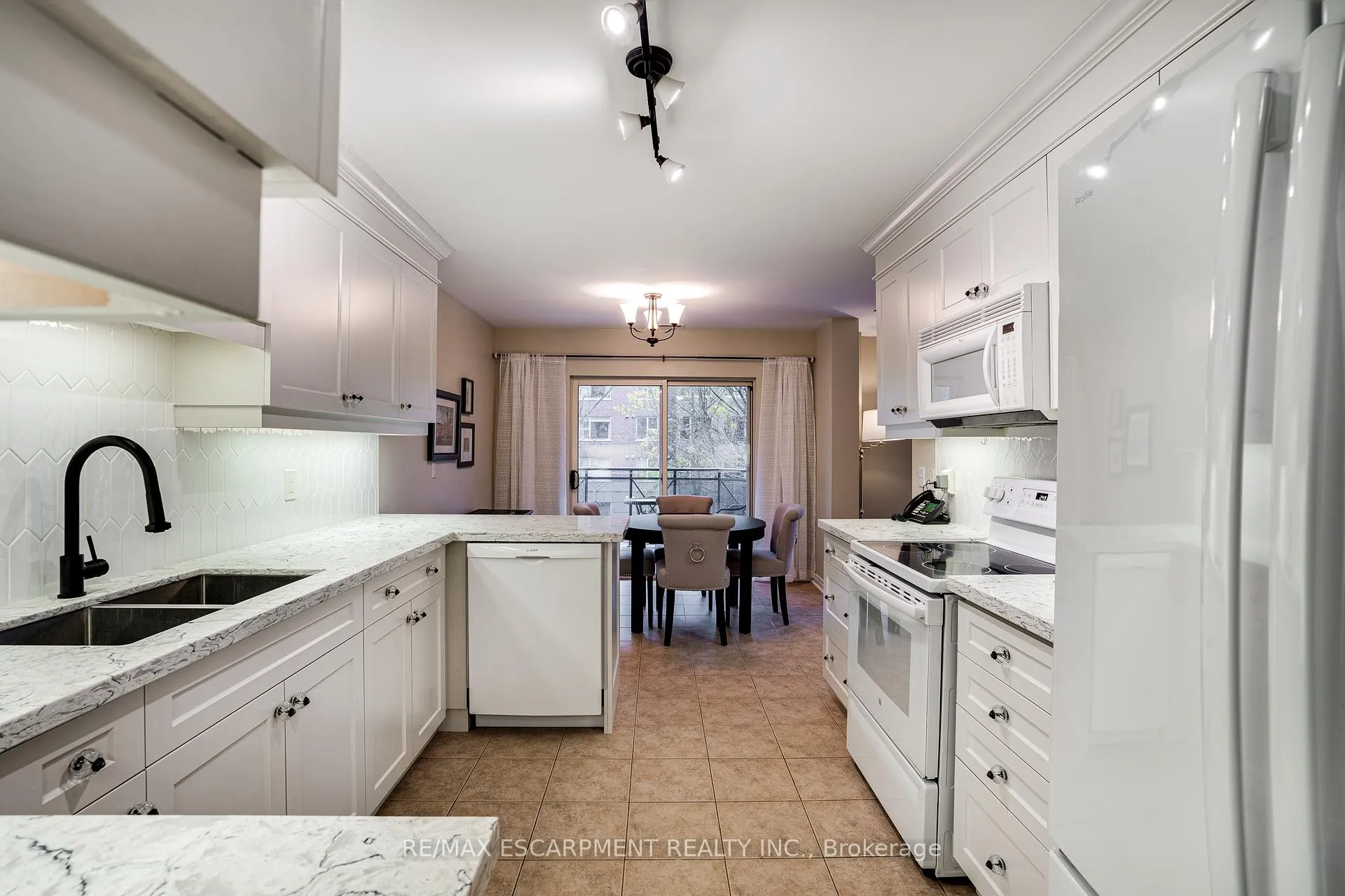 Photo 17 of Unit 306, 2000 Creekside Drive, Hamilton, Dundas — HOMEH
