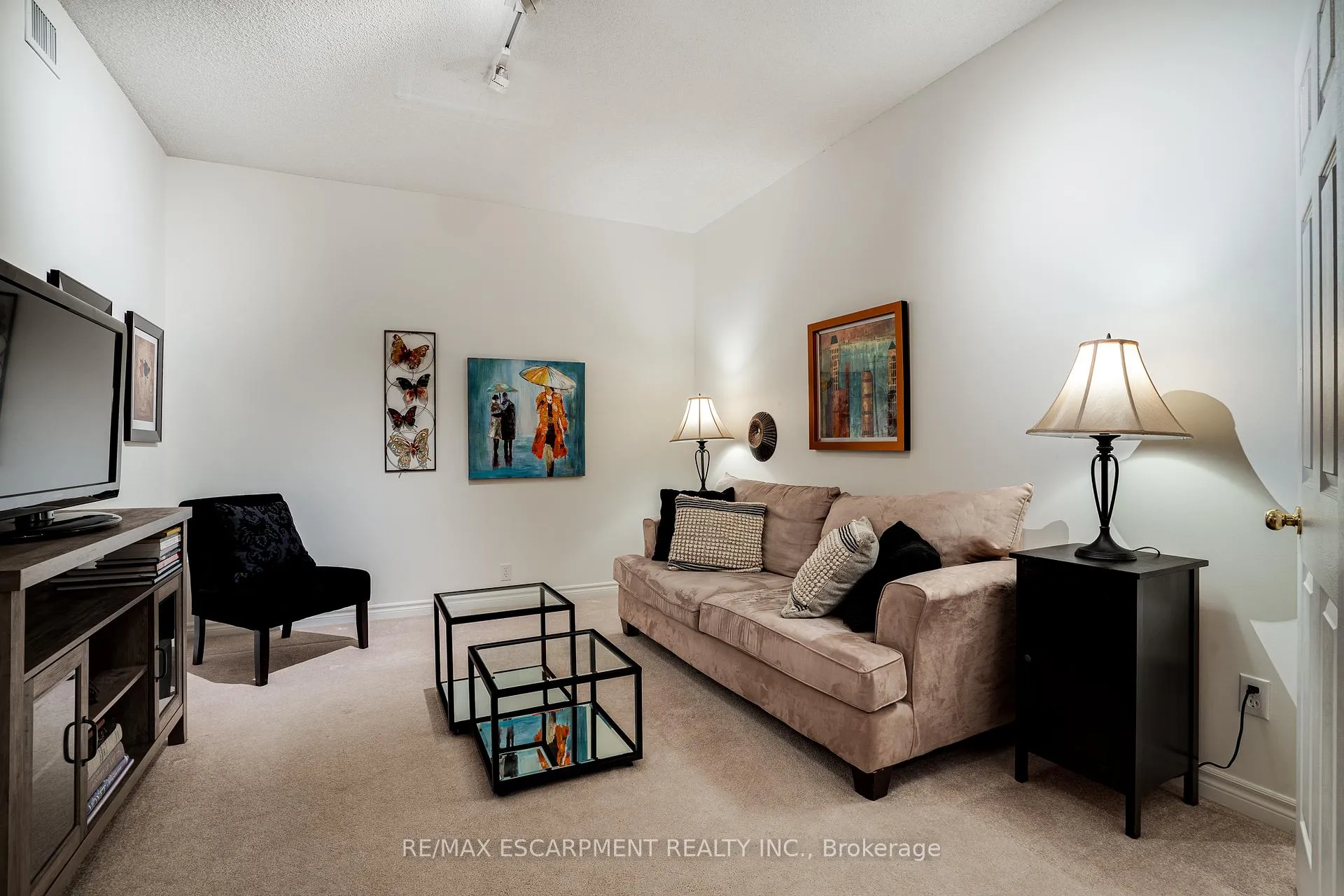Photo 18 of Unit 306, 2000 Creekside Drive, Hamilton, Dundas — HOMEH