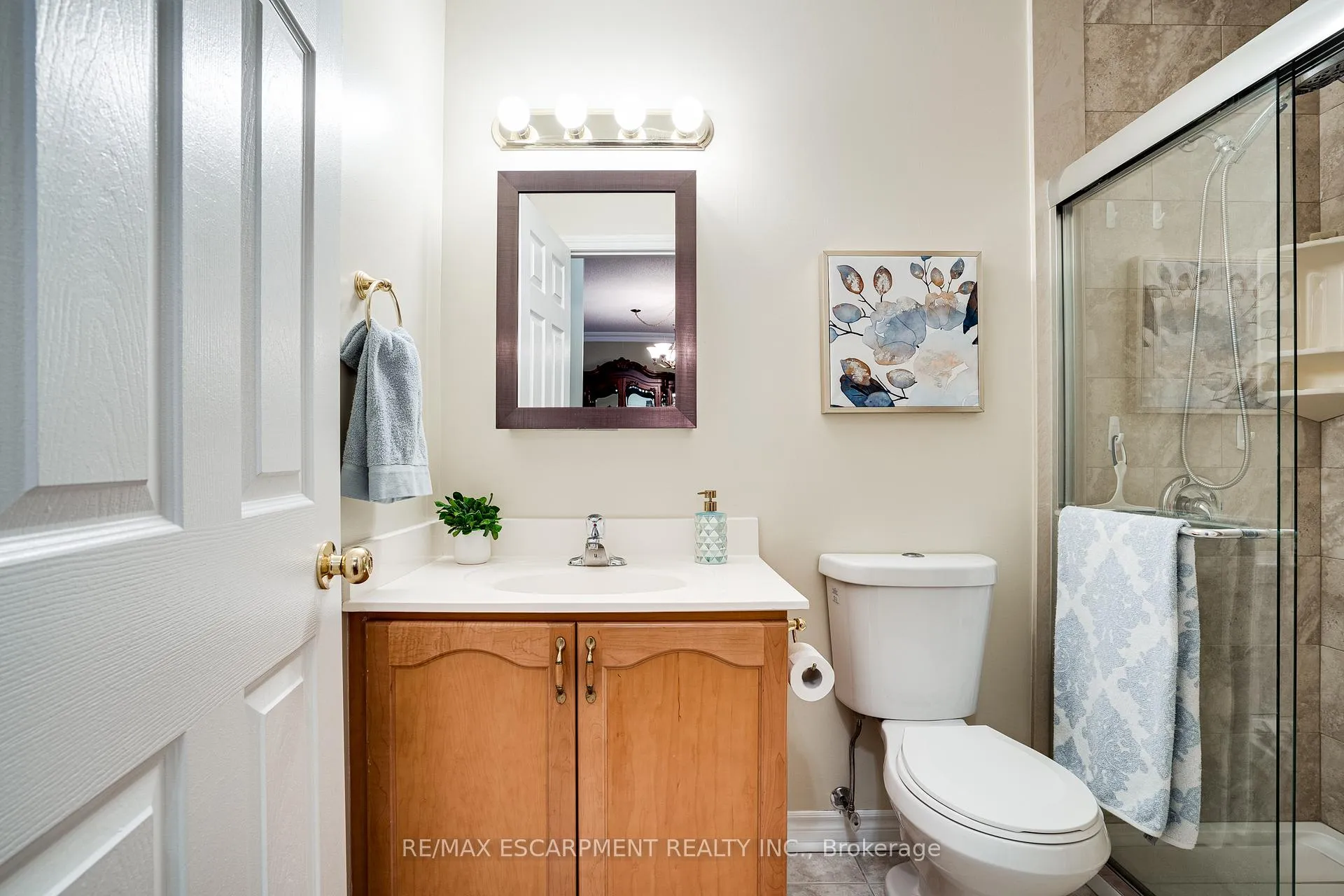 Photo 29 of Unit 306, 2000 Creekside Drive, Hamilton, Dundas — HOMEH
