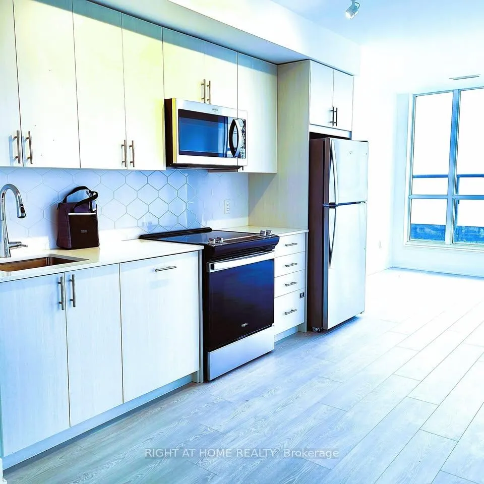 Photo 2 of Unit 307, 2545 Simcoe Street N, Oshawa, Windfields — HOMEH