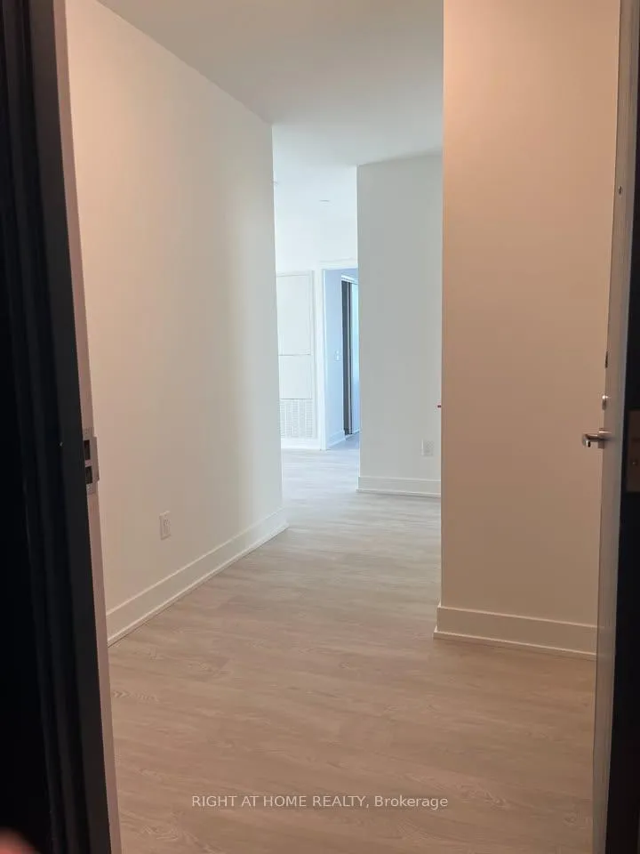 Photo 11 of Unit 307, 2545 Simcoe Street N, Oshawa, Windfields — HOMEH