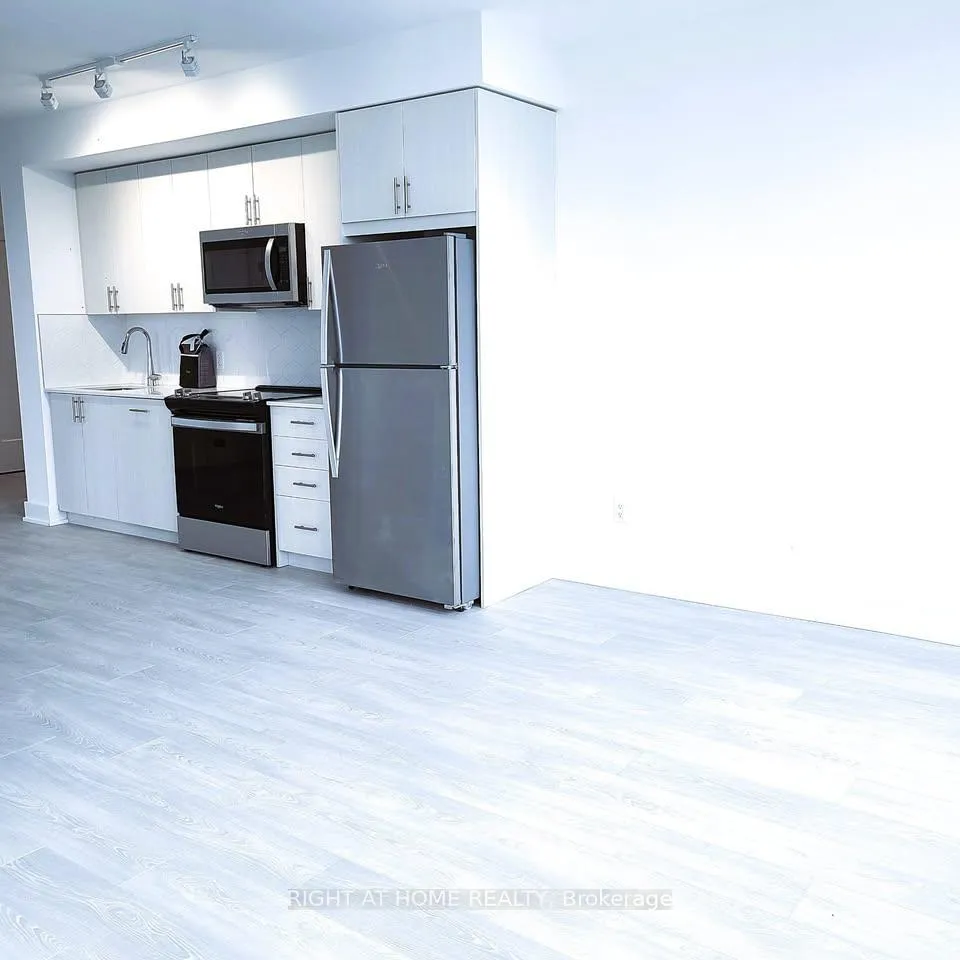 Photo 17 of Unit 307, 2545 Simcoe Street N, Oshawa, Windfields — HOMEH