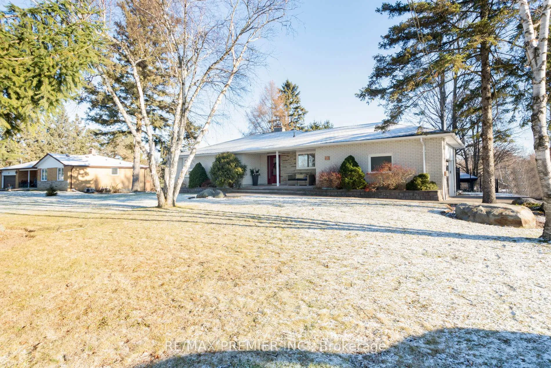 Photo 1 of 17 Wellar Avenue, King, Nobleton — HOMEH