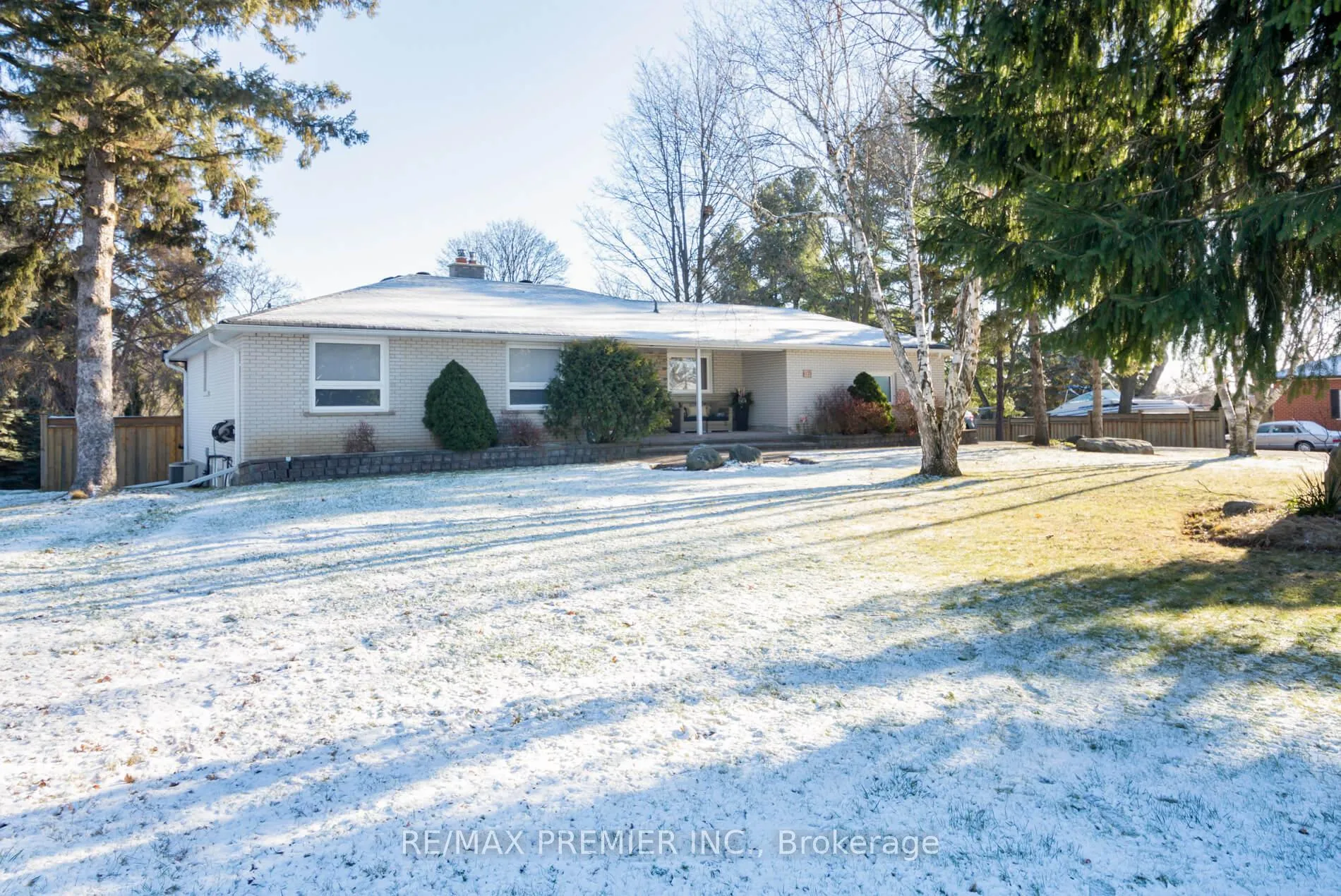 Photo 2 of 17 Wellar Avenue, King, Nobleton — HOMEH
