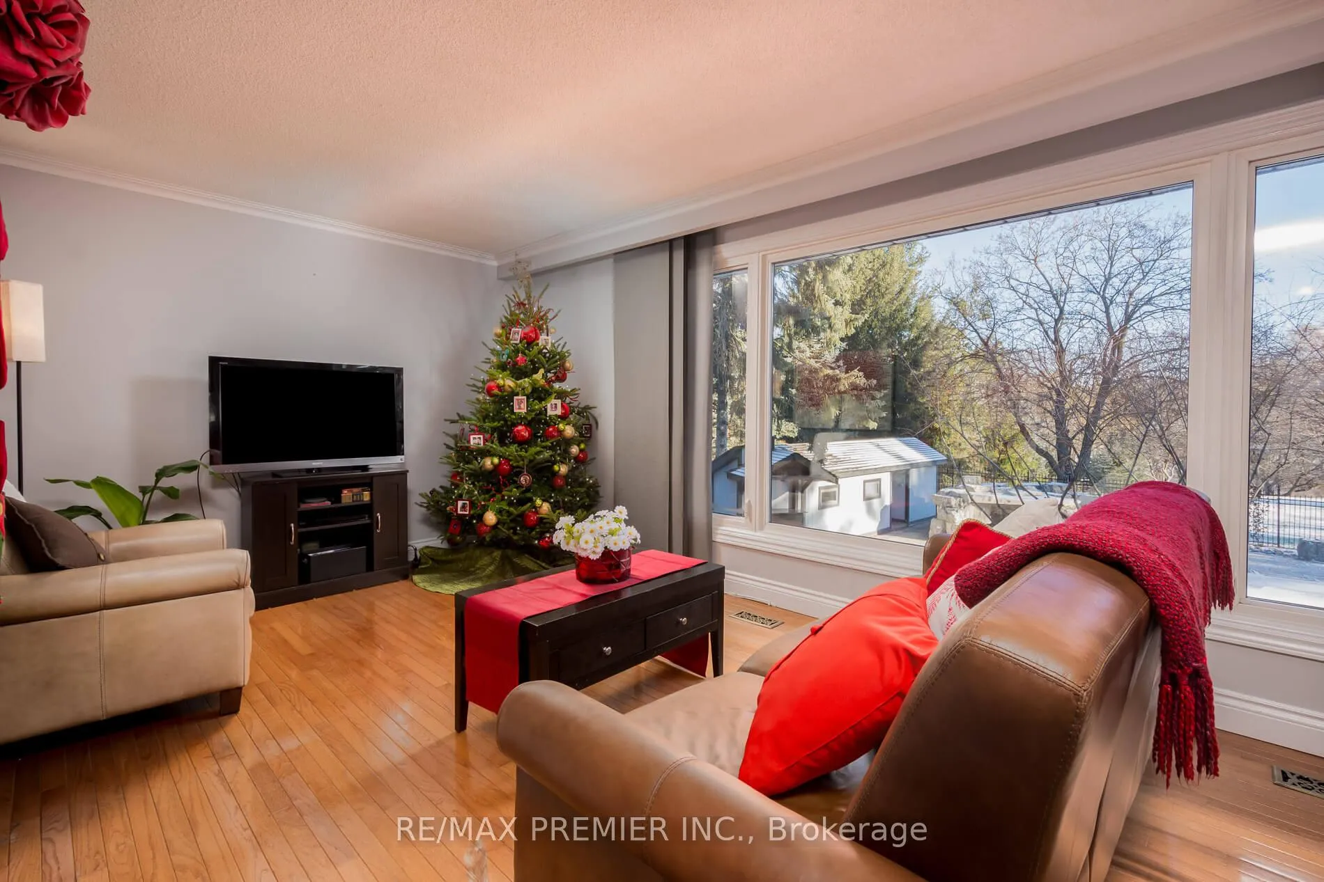 Photo 6 of 17 Wellar Avenue, King, Nobleton — HOMEH