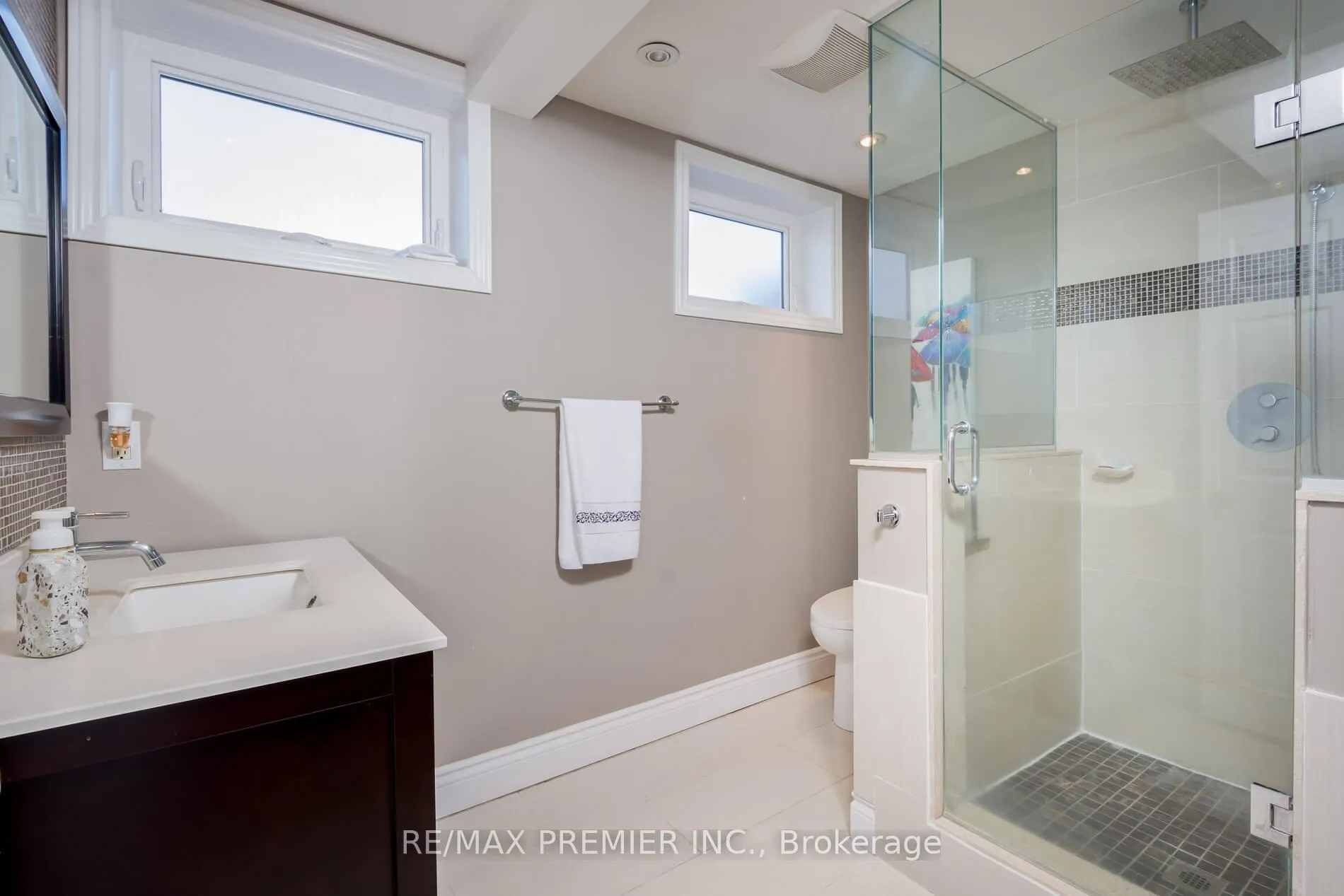 Photo 22 of 17 Wellar Avenue, King, Nobleton — HOMEH