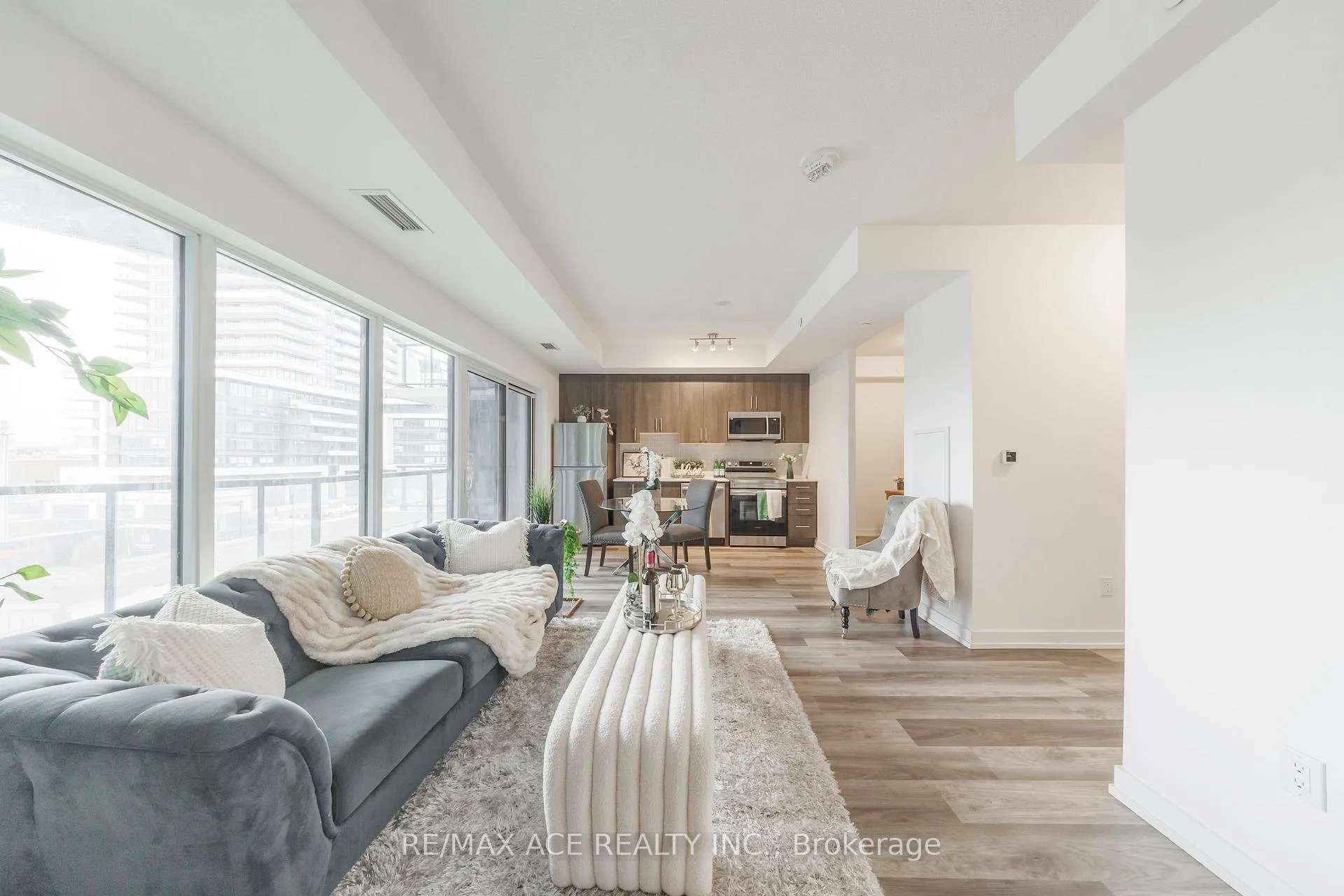 Photo 9 of Unit 301, 1480 Bayly Street, Pickering, Bay Ridges — HOMEH