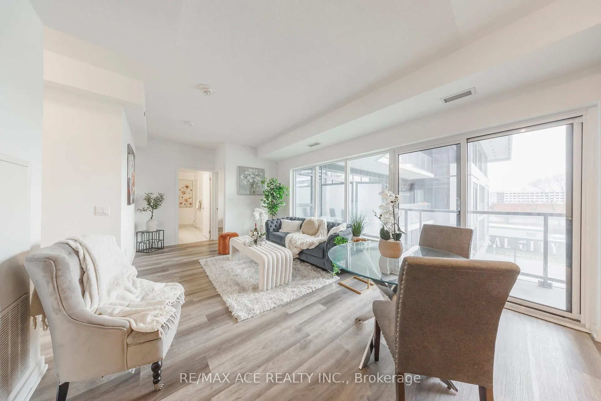 Photo 11 of Unit 301, 1480 Bayly Street, Pickering, Bay Ridges — HOMEH