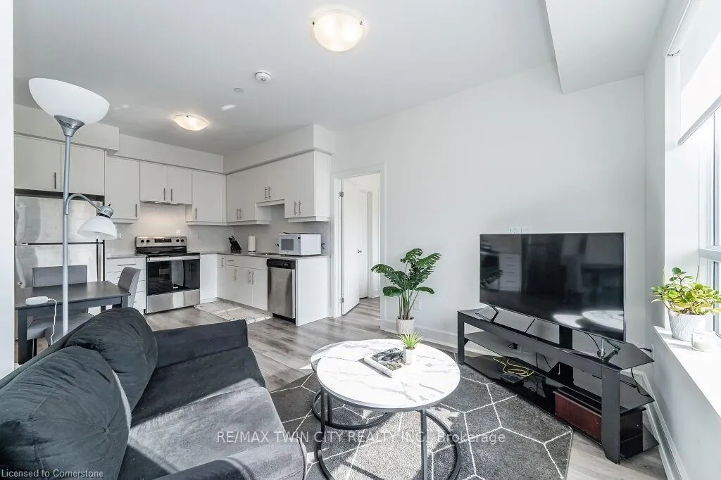 Photo 9 of Unit 602, 251 Northfield Drive, Waterloo, Colonial Acres — HOMEH