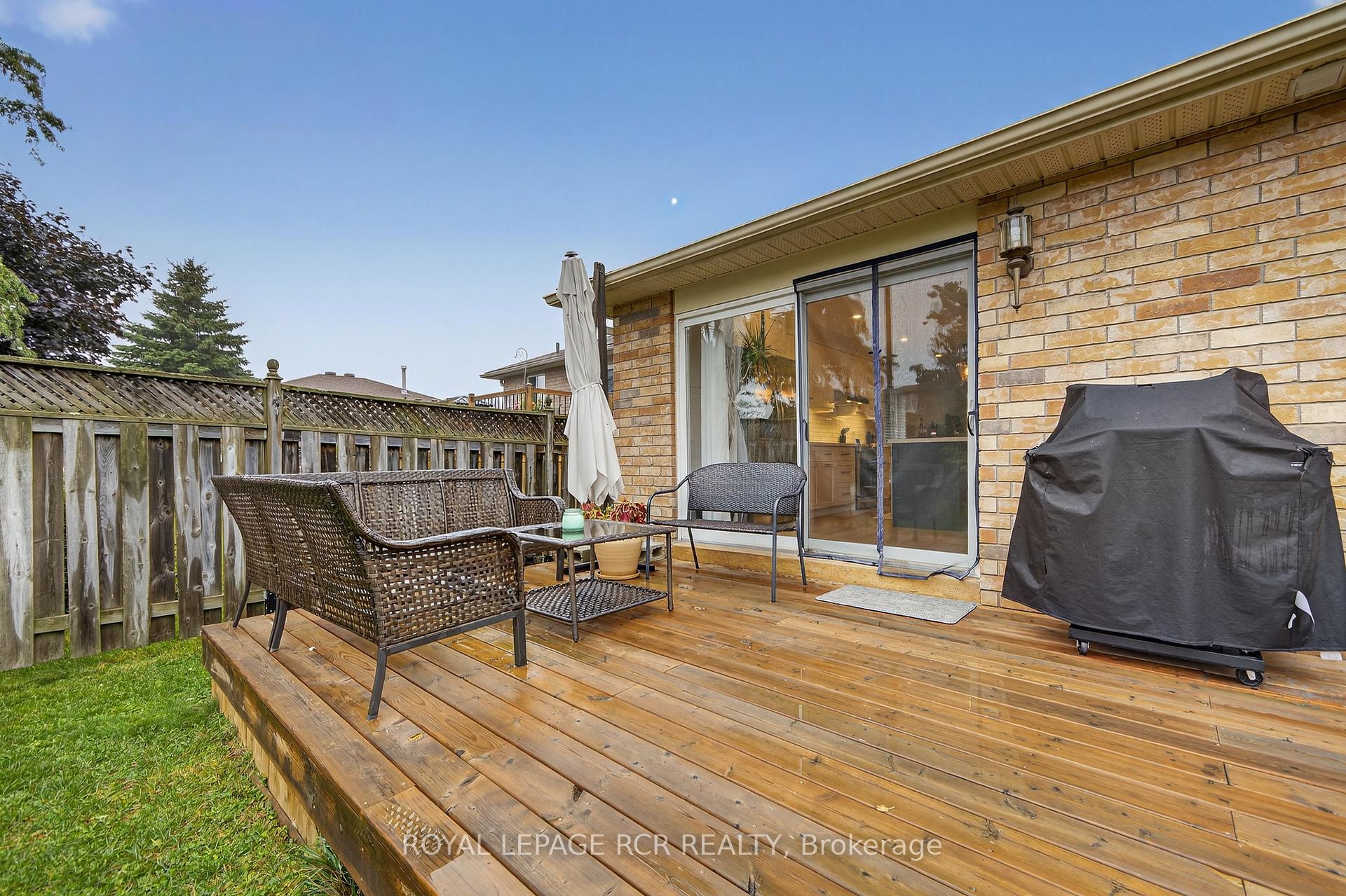 Photo 5 of 15 Nicklaus Drive, Barrie, East Bayfield — HOMEH