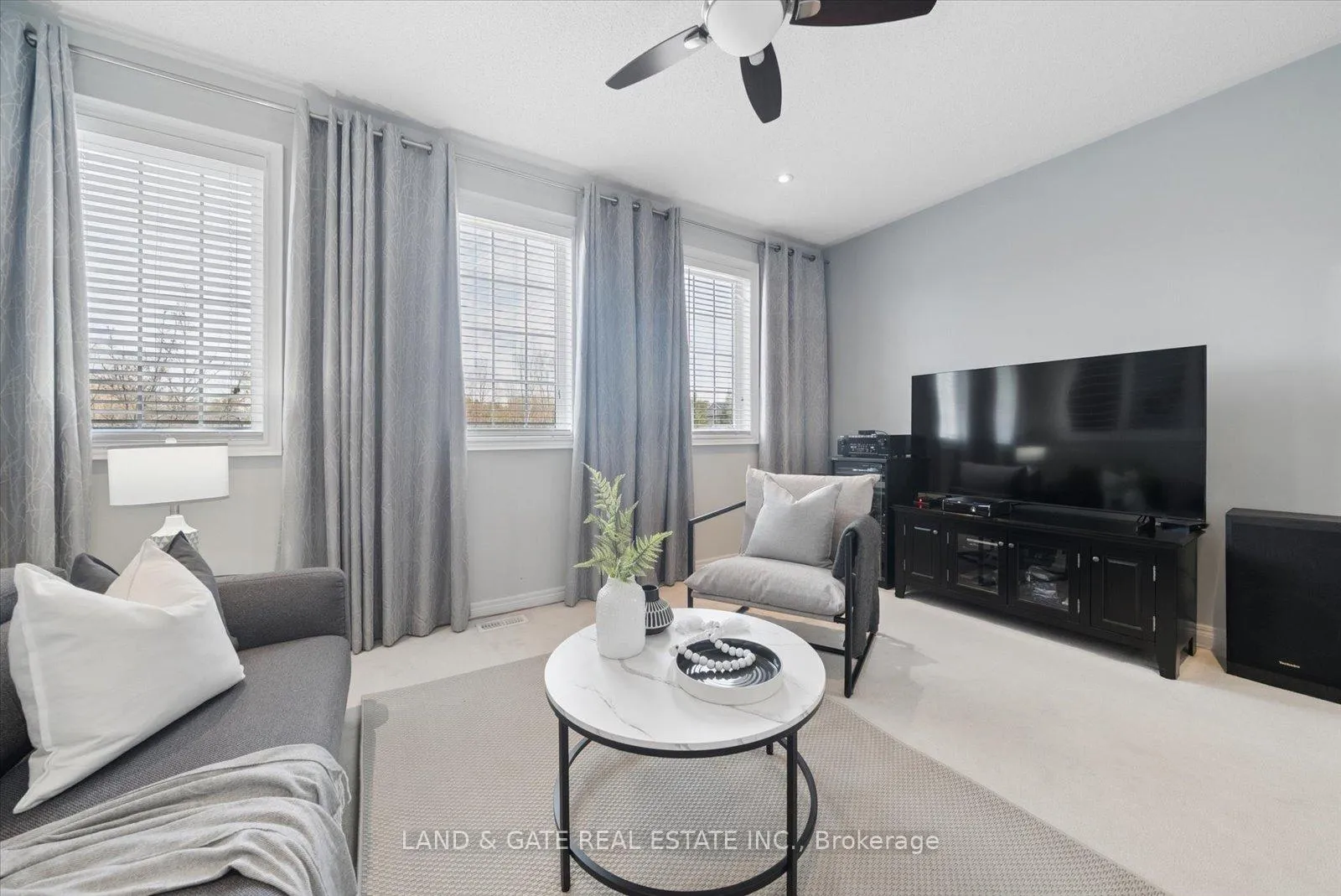 Photo 8 of 1329 Coldstream Drive, Oshawa, Taunton — HOMEH