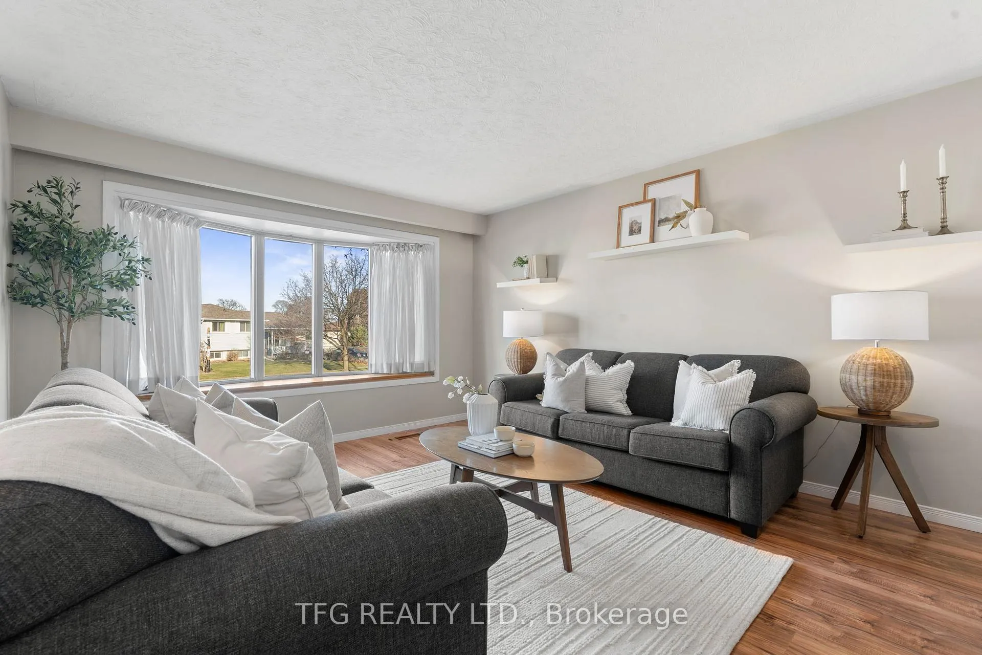 Photo 3 of 24 Turnbull Road, Ajax, South East — HOMEH