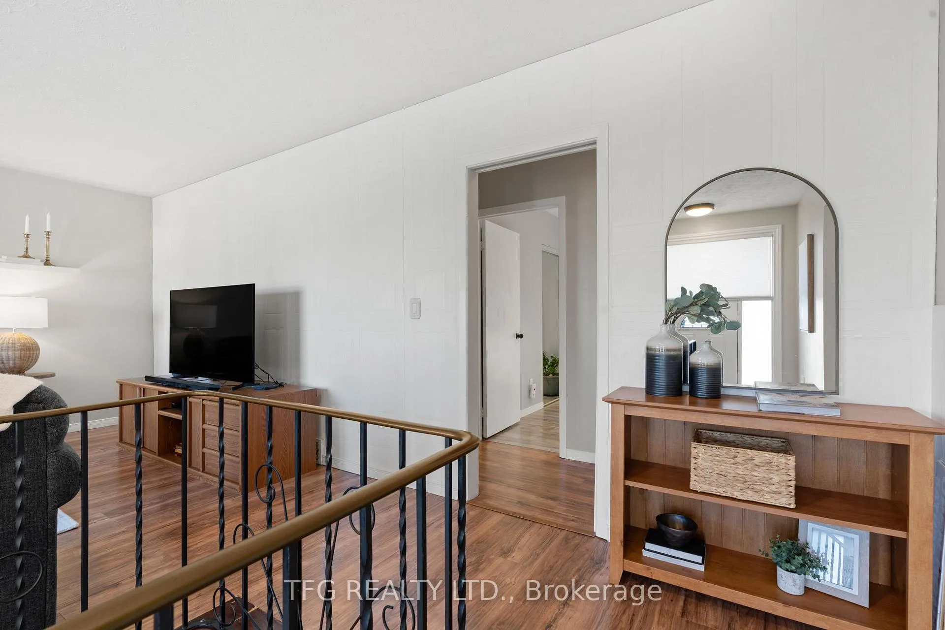 Photo 7 of 24 Turnbull Road, Ajax, South East — HOMEH