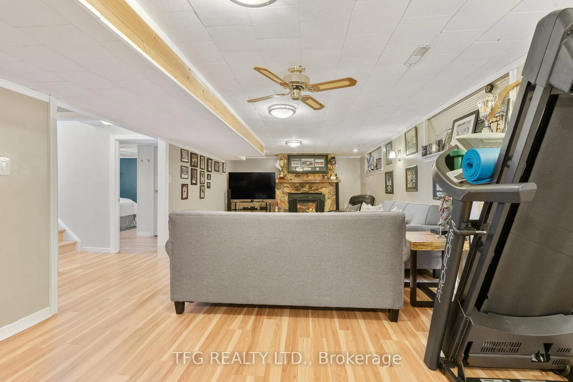 Photo 20 of 24 Turnbull Road, Ajax, South East — HOMEH