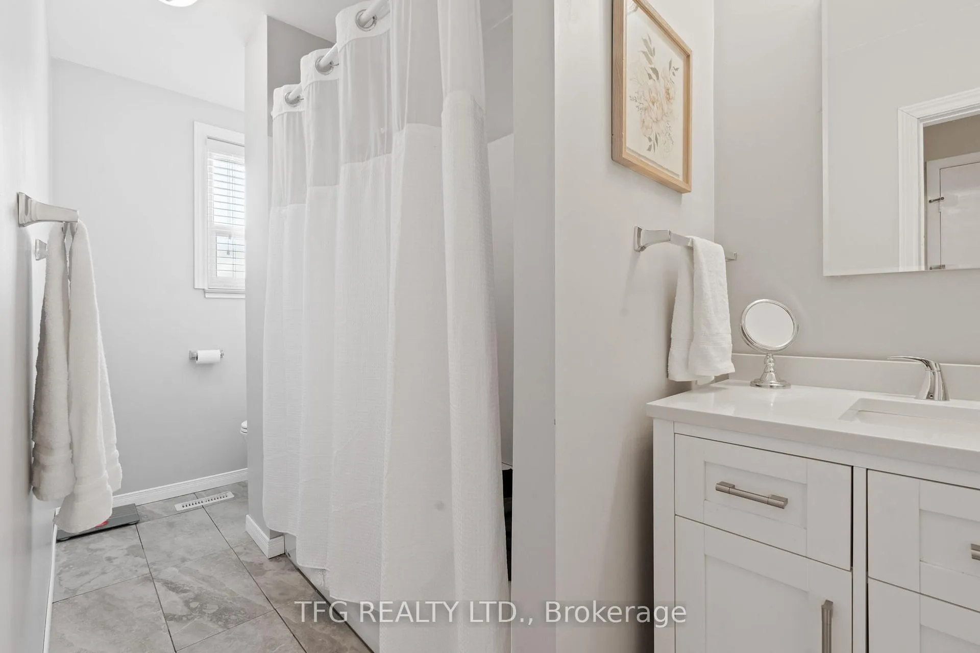 Photo 25 of 24 Turnbull Road, Ajax, South East — HOMEH