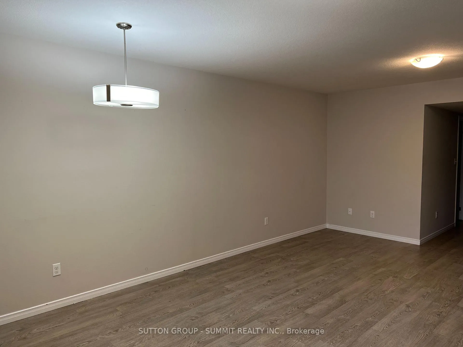Photo 6 of Unit 13D, 388 Old Huron Road, Kitchener — HOMEH