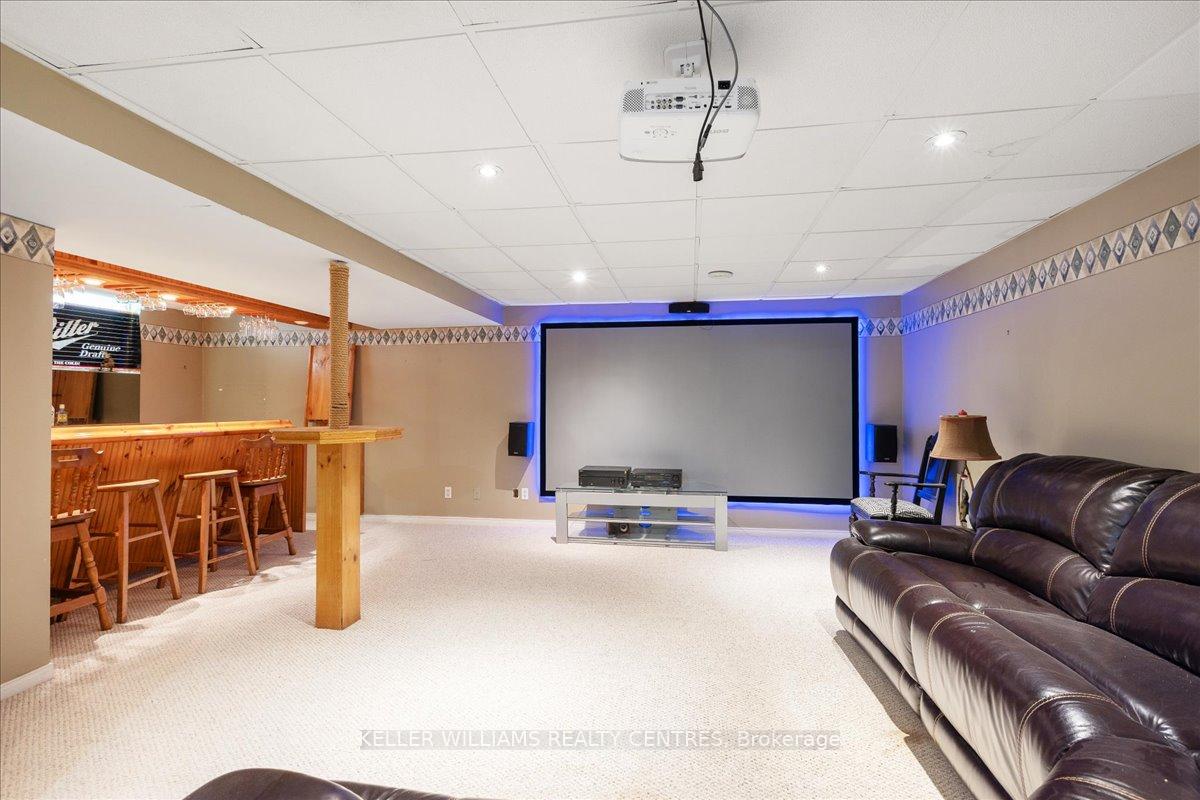 Photo 20 of 612 Lake Drive S, Georgina, Keswick South — HOMEH