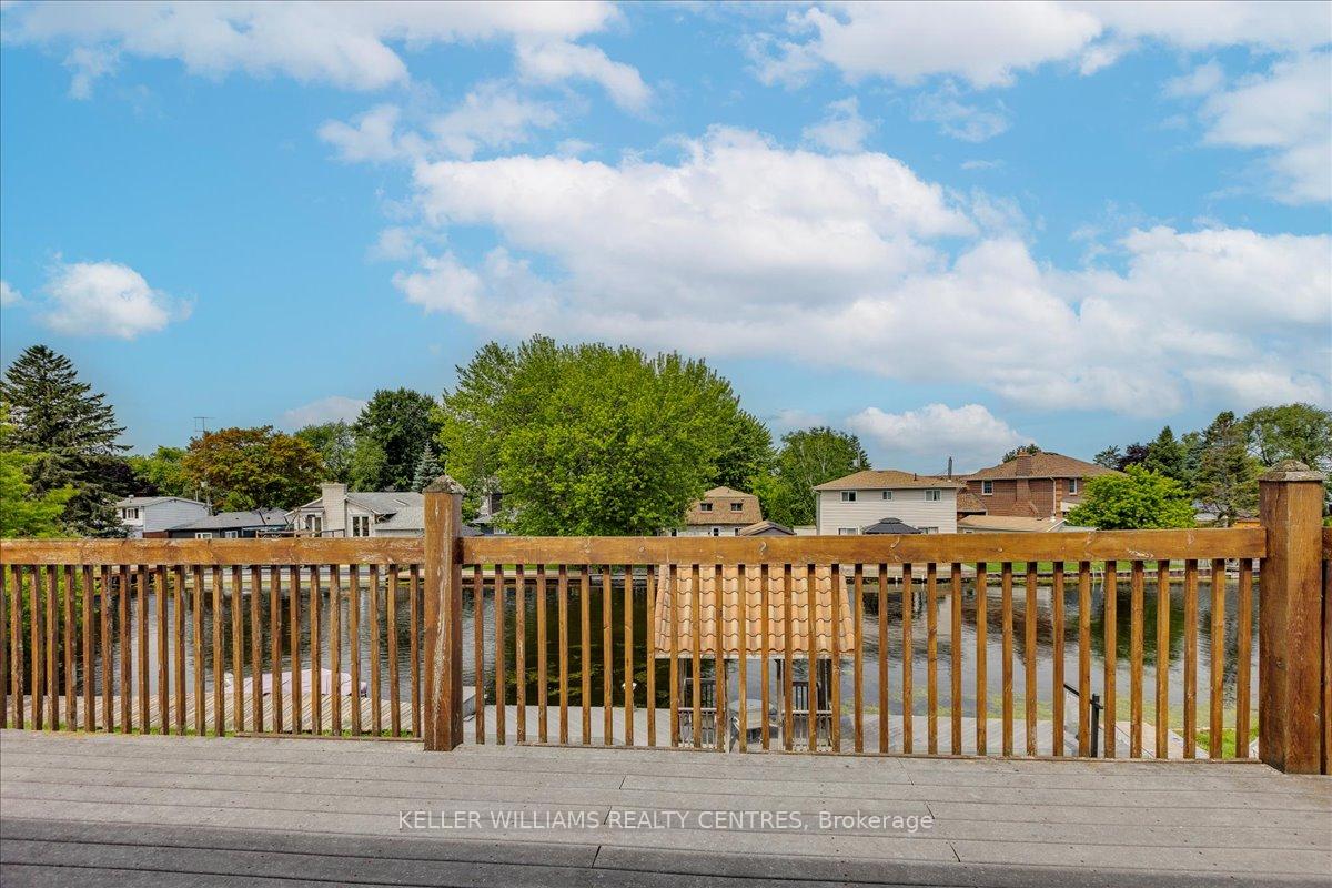 Photo 23 of 612 Lake Drive S, Georgina, Keswick South — HOMEH