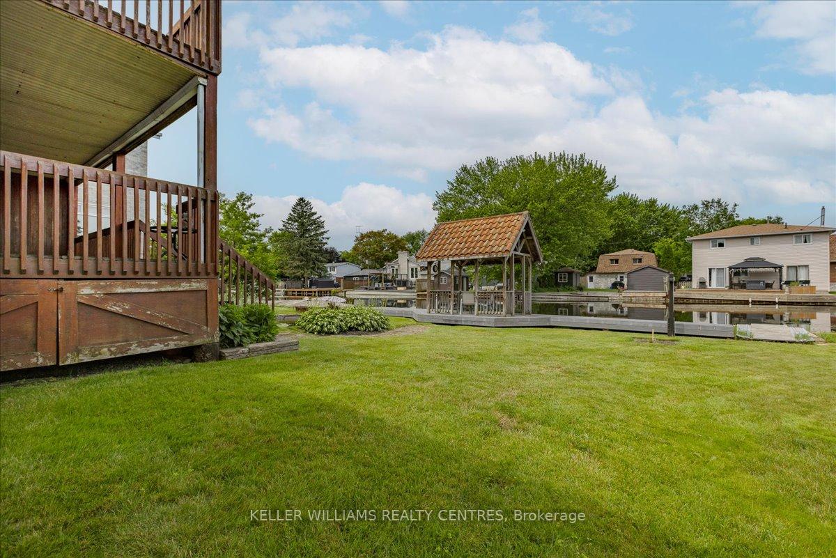 Photo 27 of 612 Lake Drive S, Georgina, Keswick South — HOMEH