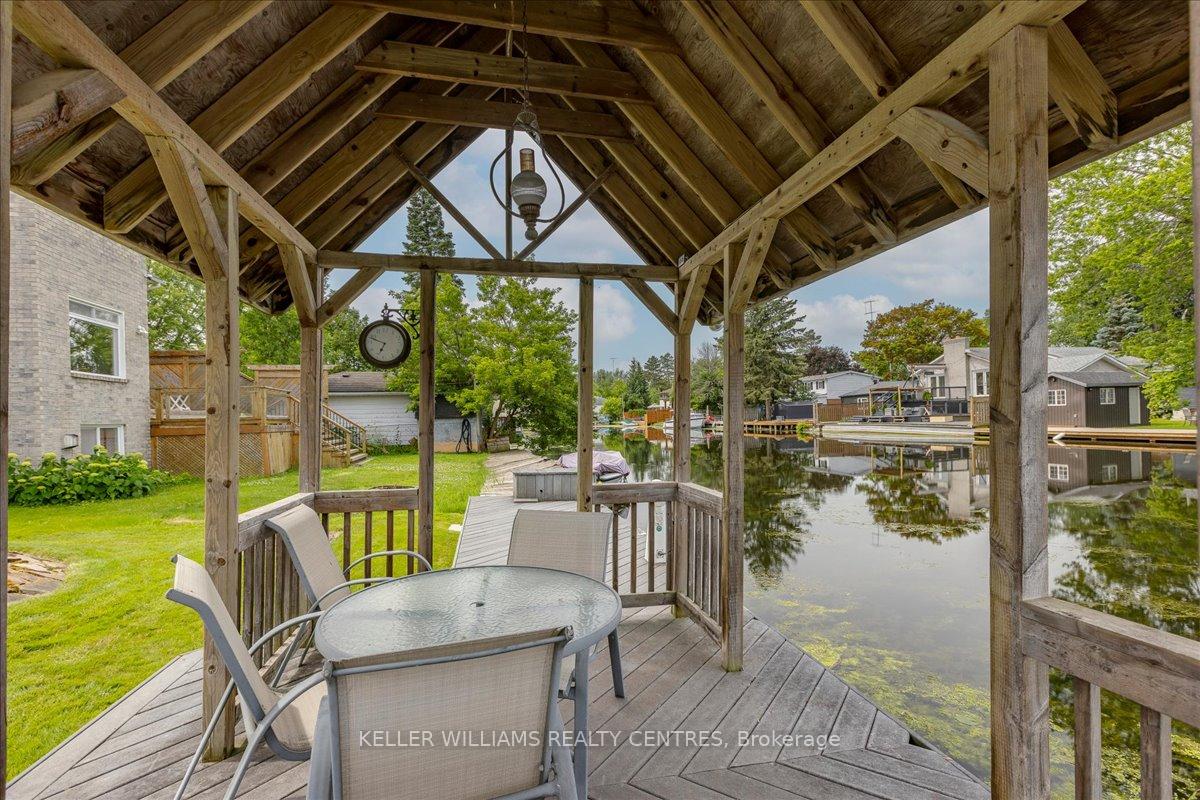 Photo 30 of 612 Lake Drive S, Georgina, Keswick South — HOMEH