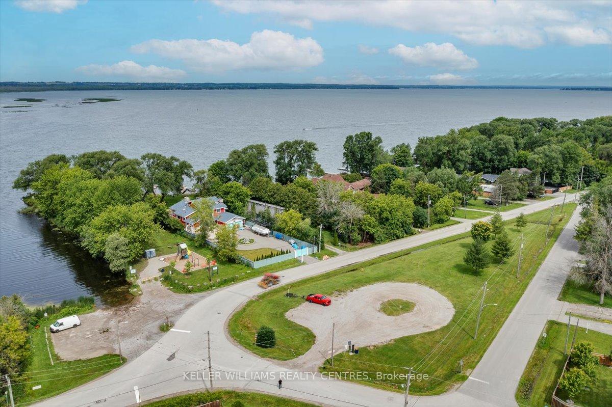 Photo 41 of 612 Lake Drive S, Georgina, Keswick South — HOMEH