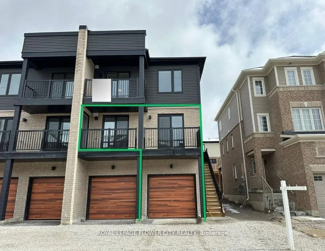 Photo 1 of Unit 5, 14 Pumpkin Corner Crescent, Barrie, Innis-Shore — HOMEH