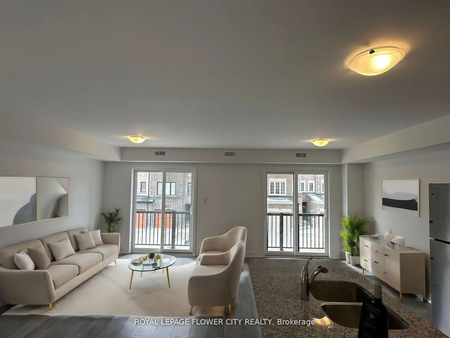 Photo 6 of Unit 5, 14 Pumpkin Corner Crescent, Barrie, Innis-Shore — HOMEH