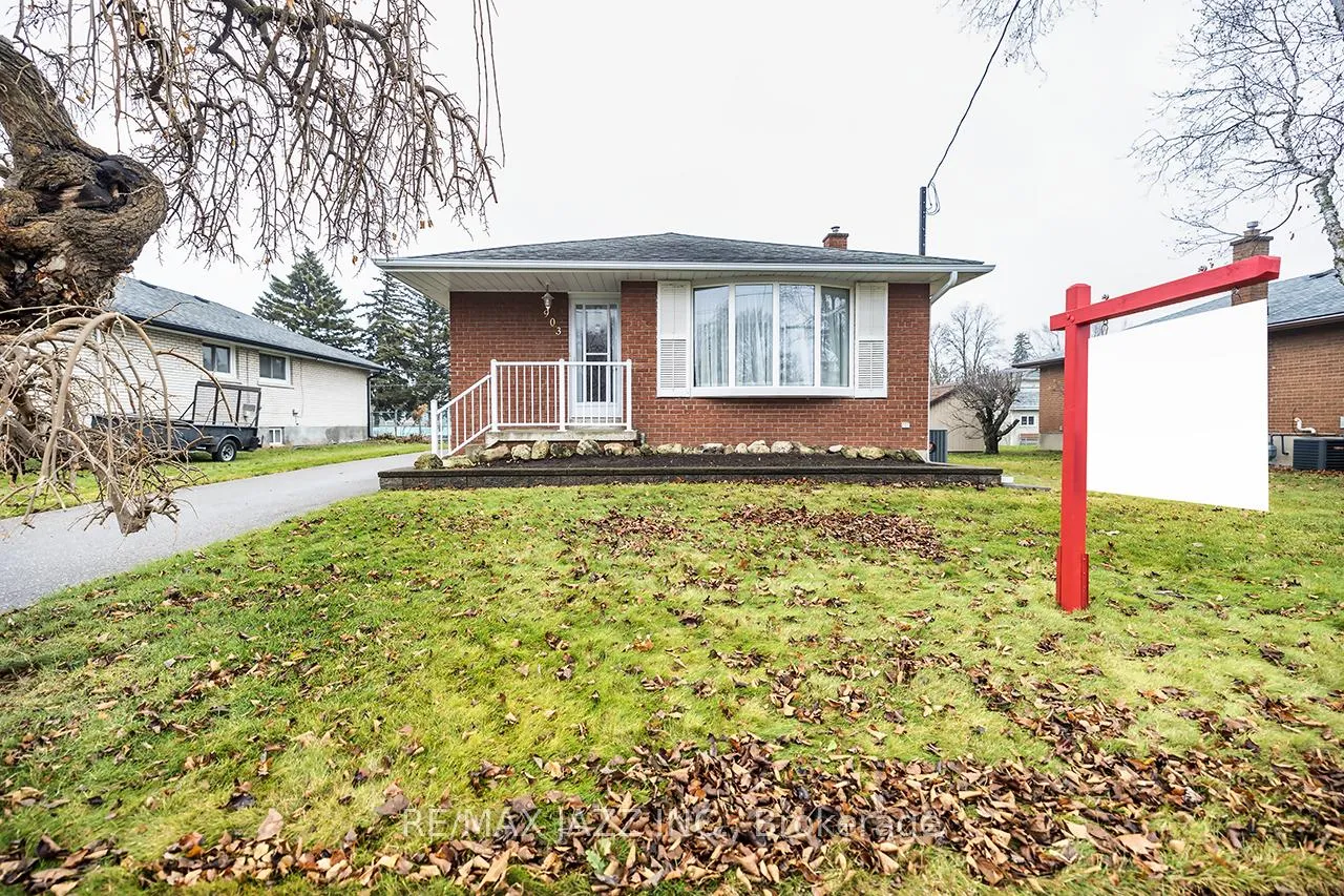 Photo 2 of 903 Hutchison Avenue, Whitby, Downtown Whitby — HOMEH