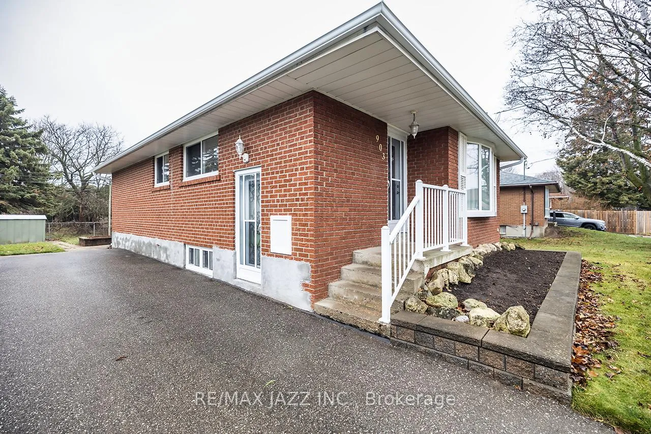 Photo 4 of 903 Hutchison Avenue, Whitby, Downtown Whitby — HOMEH