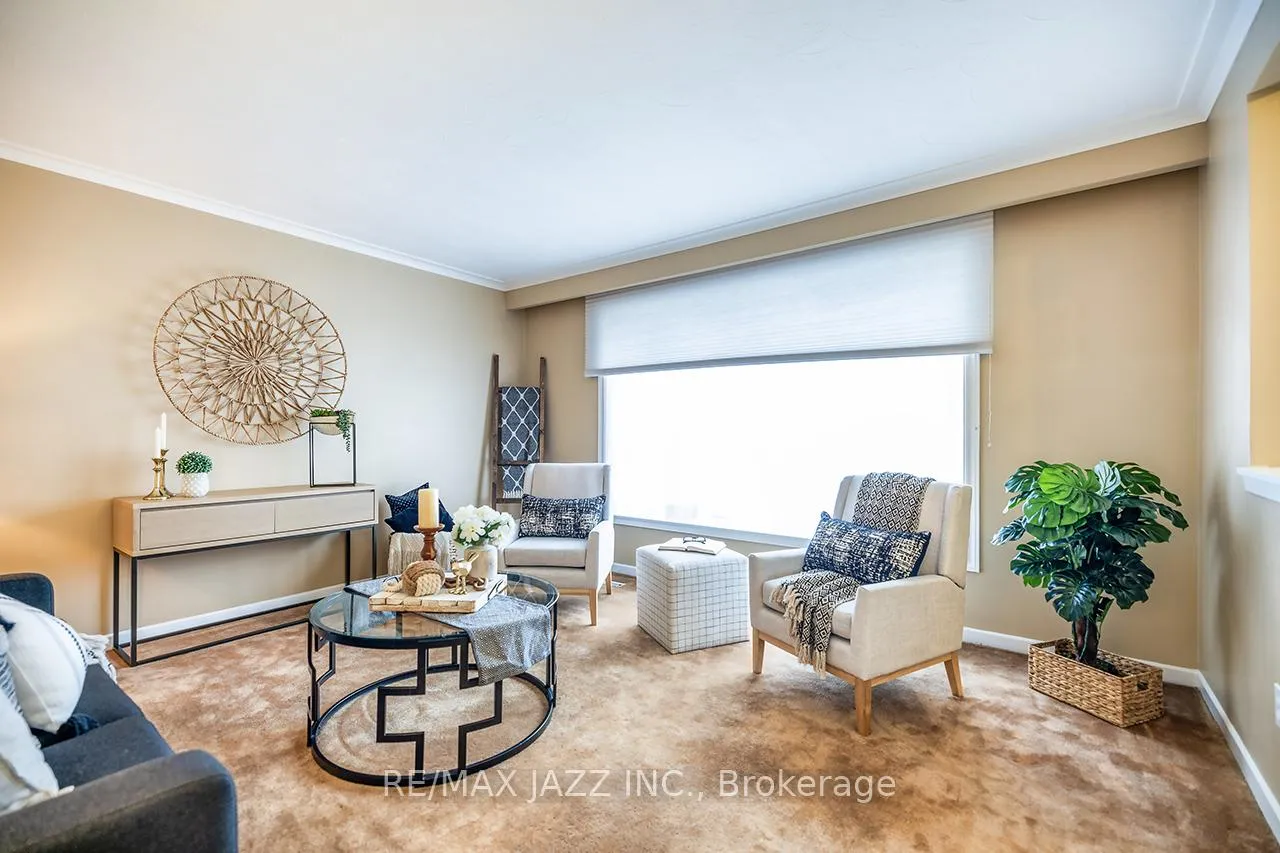 Photo 9 of 903 Hutchison Avenue, Whitby, Downtown Whitby — HOMEH