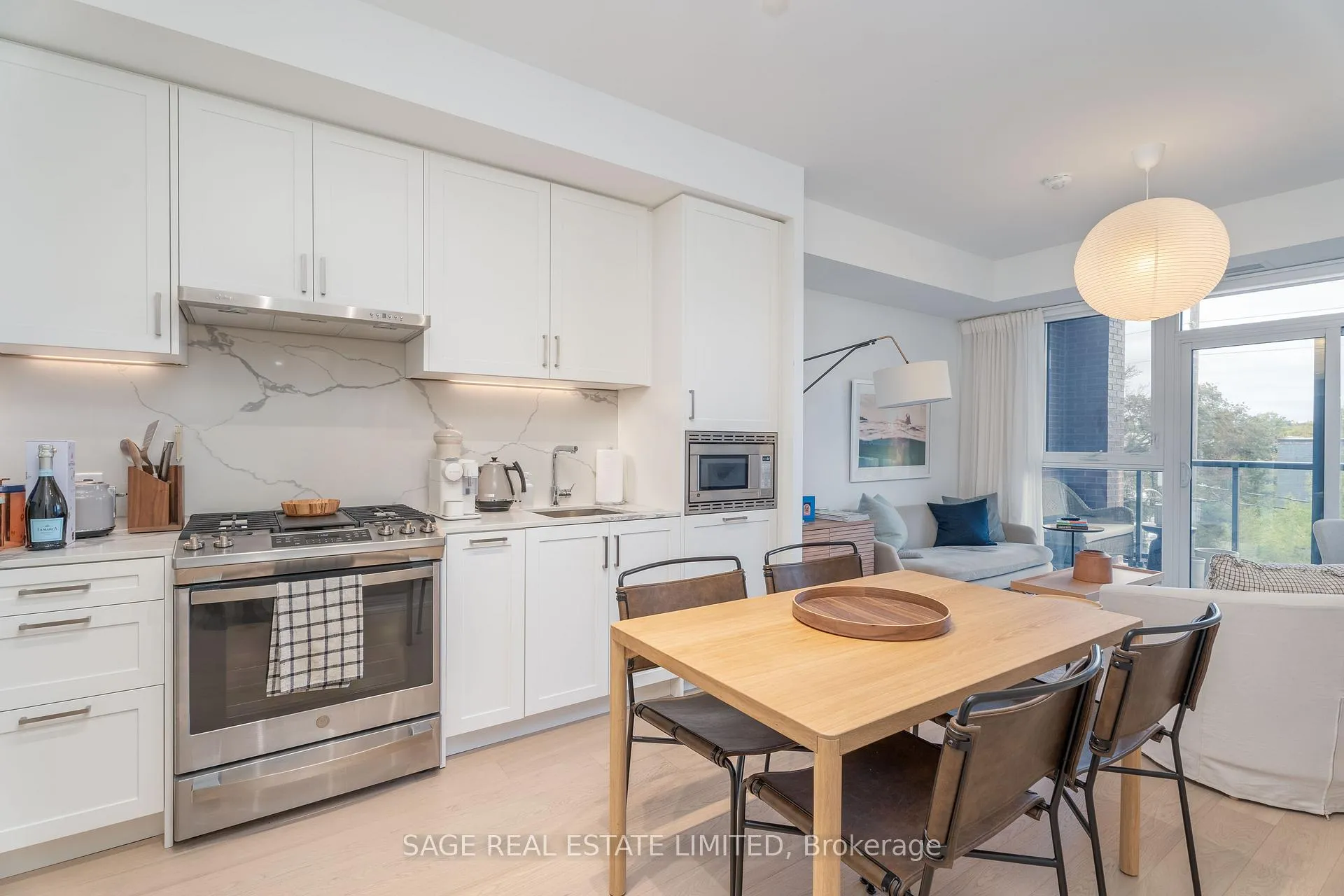 Photo 6 of Unit 404, 1331 Queen Street E, Toronto, Greenwood-Coxwell — HOMEH