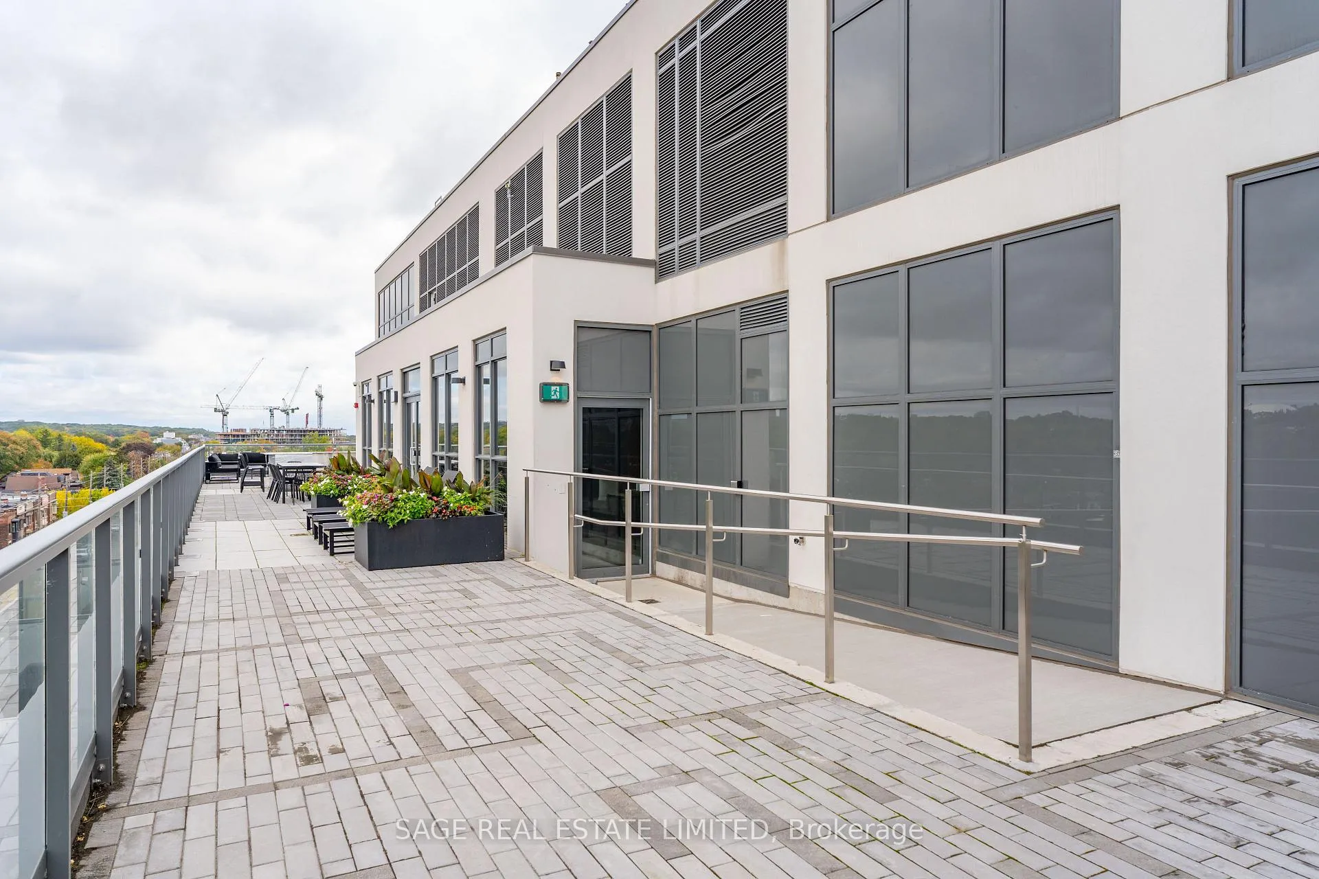 Photo 19 of Unit 404, 1331 Queen Street E, Toronto, Greenwood-Coxwell — HOMEH