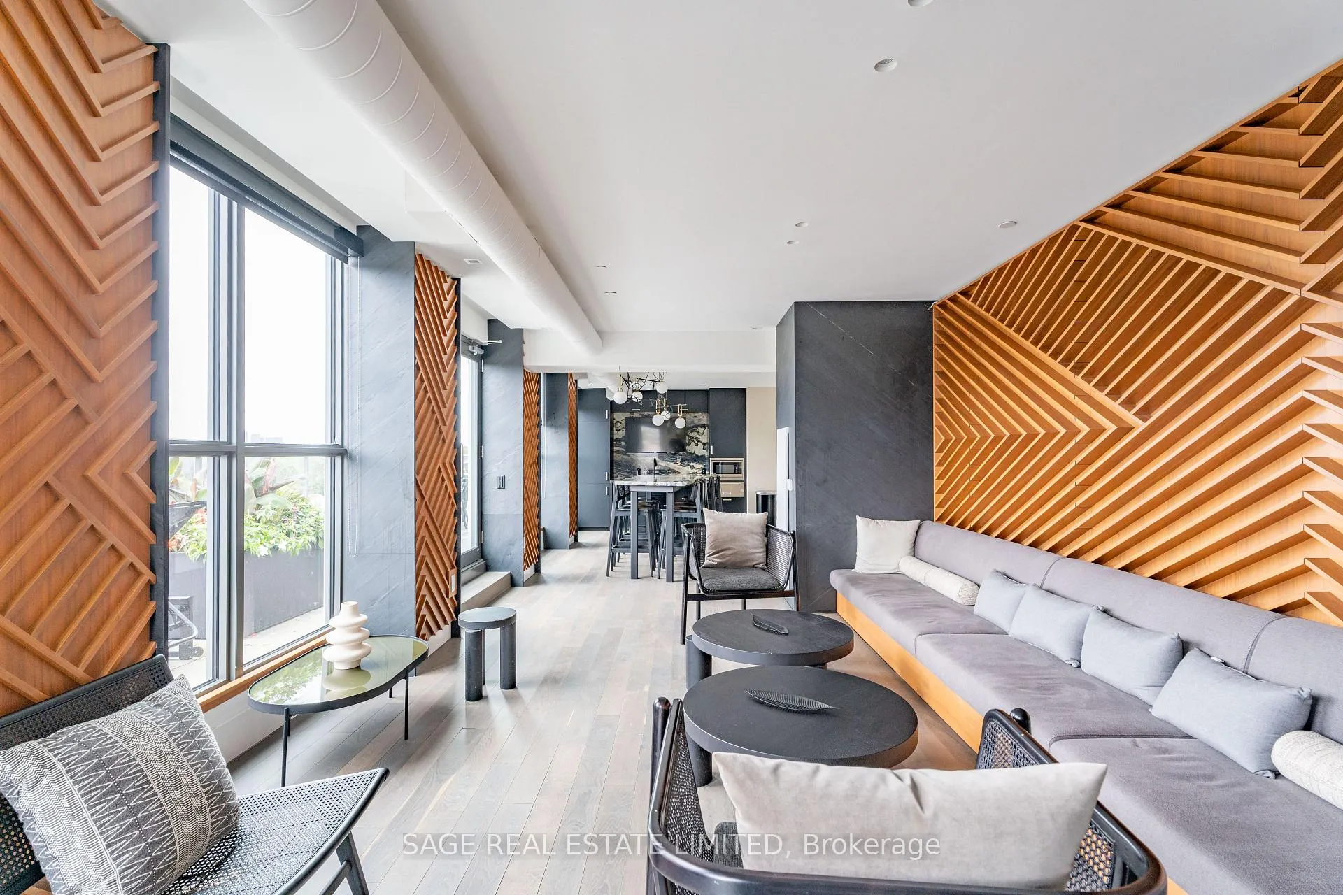 Photo 24 of Unit 404, 1331 Queen Street E, Toronto, Greenwood-Coxwell — HOMEH