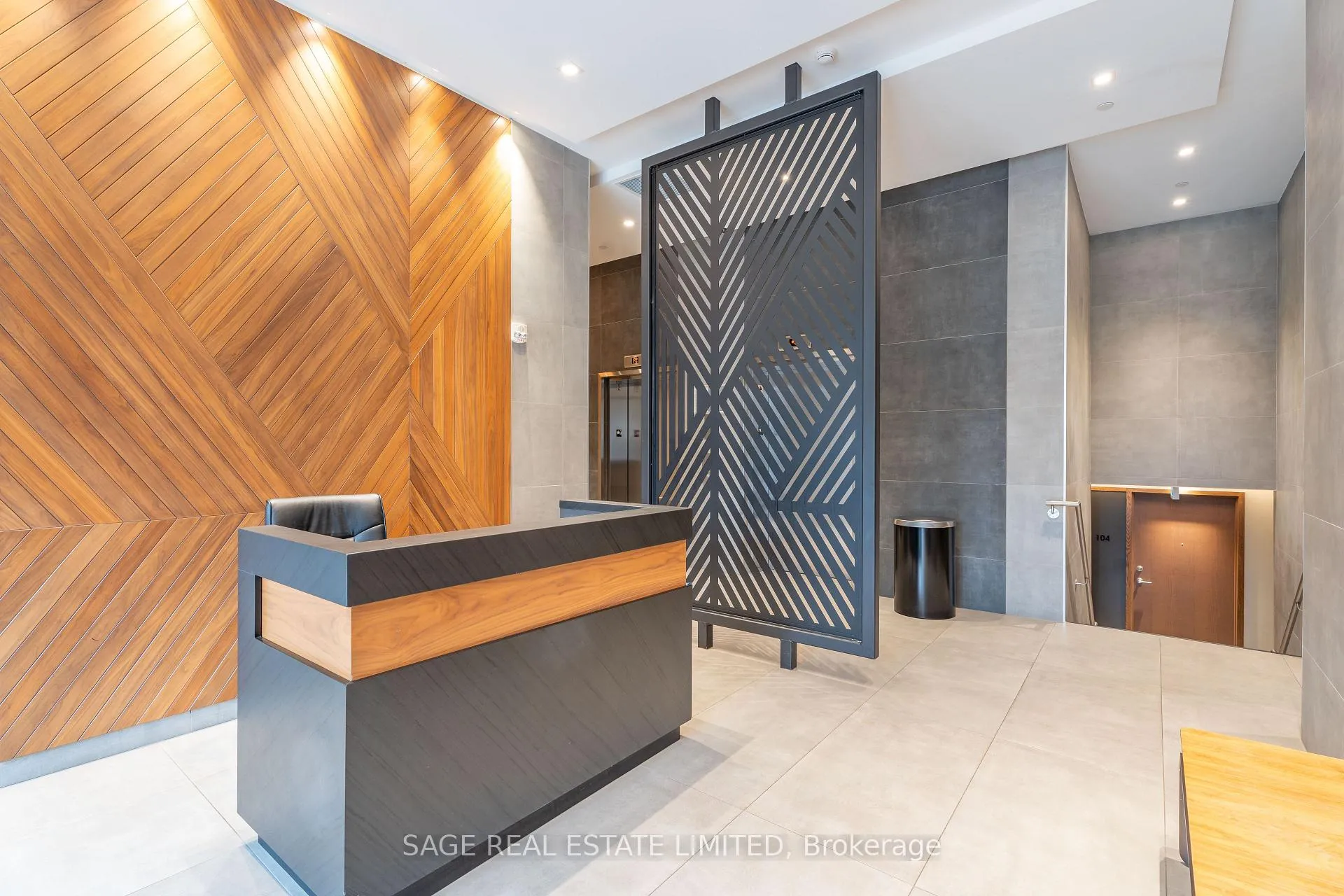 Photo 26 of Unit 404, 1331 Queen Street E, Toronto, Greenwood-Coxwell — HOMEH