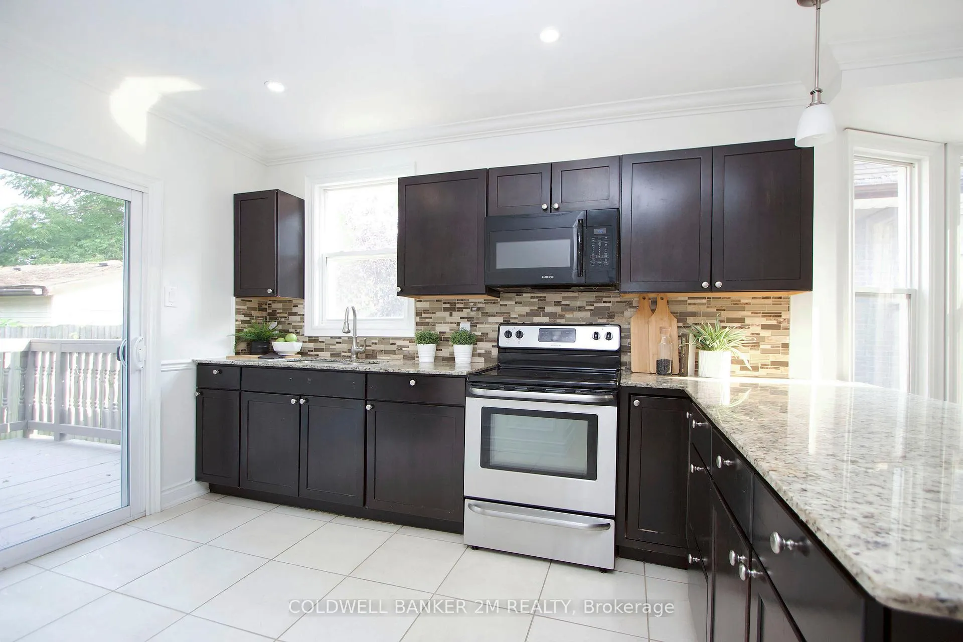 Photo 11 of 267 Jarvis Street, Oshawa, O'Neill — HOMEH