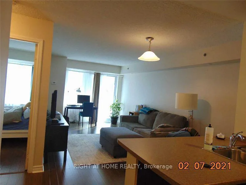 Photo 8 of Unit 622, 35 Saranac Boulevard, Toronto, Englemount-Lawrence — HOMEH