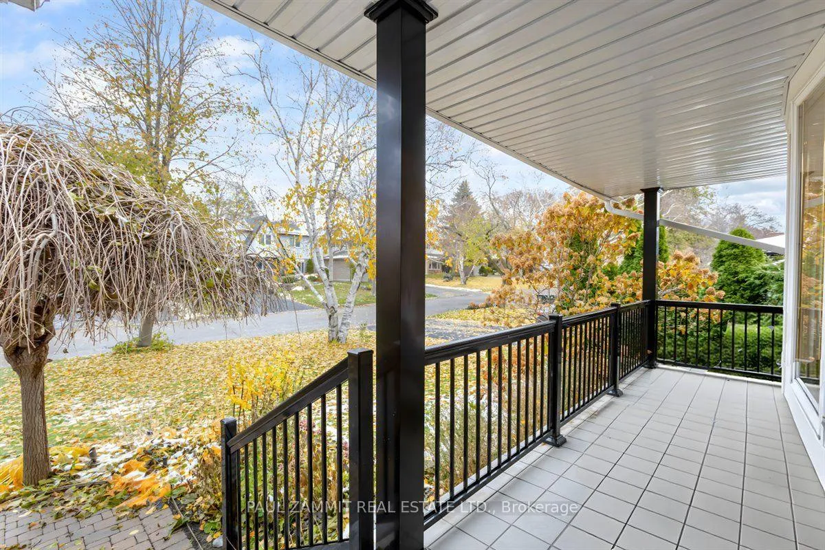 Photo 6 of 1 Banquo Road, Markham, Thornhill — HOMEH