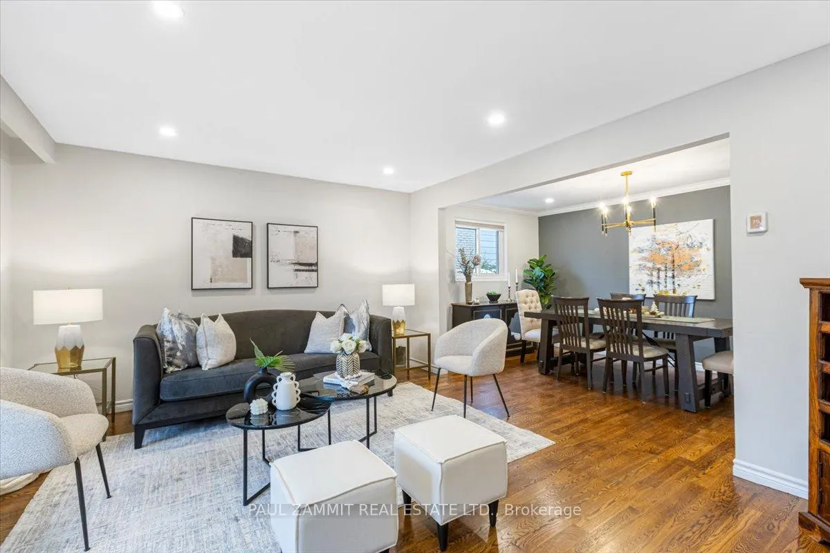 Photo 9 of 1 Banquo Road, Markham, Thornhill — HOMEH