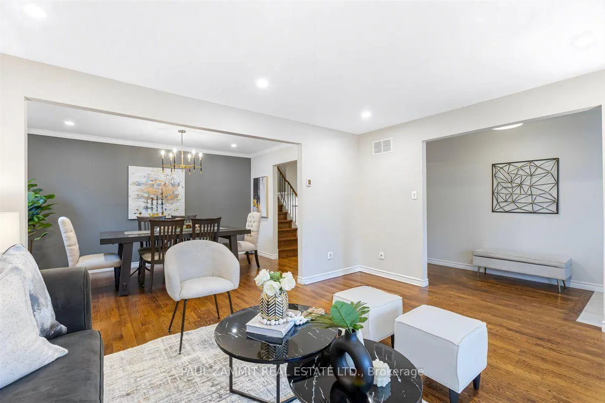 Photo 12 of 1 Banquo Road, Markham, Thornhill — HOMEH