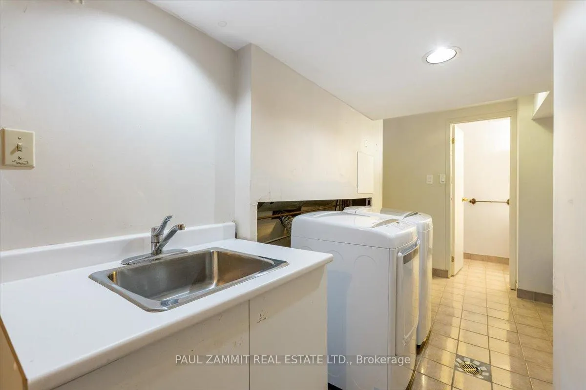 Photo 31 of 1 Banquo Road, Markham, Thornhill — HOMEH